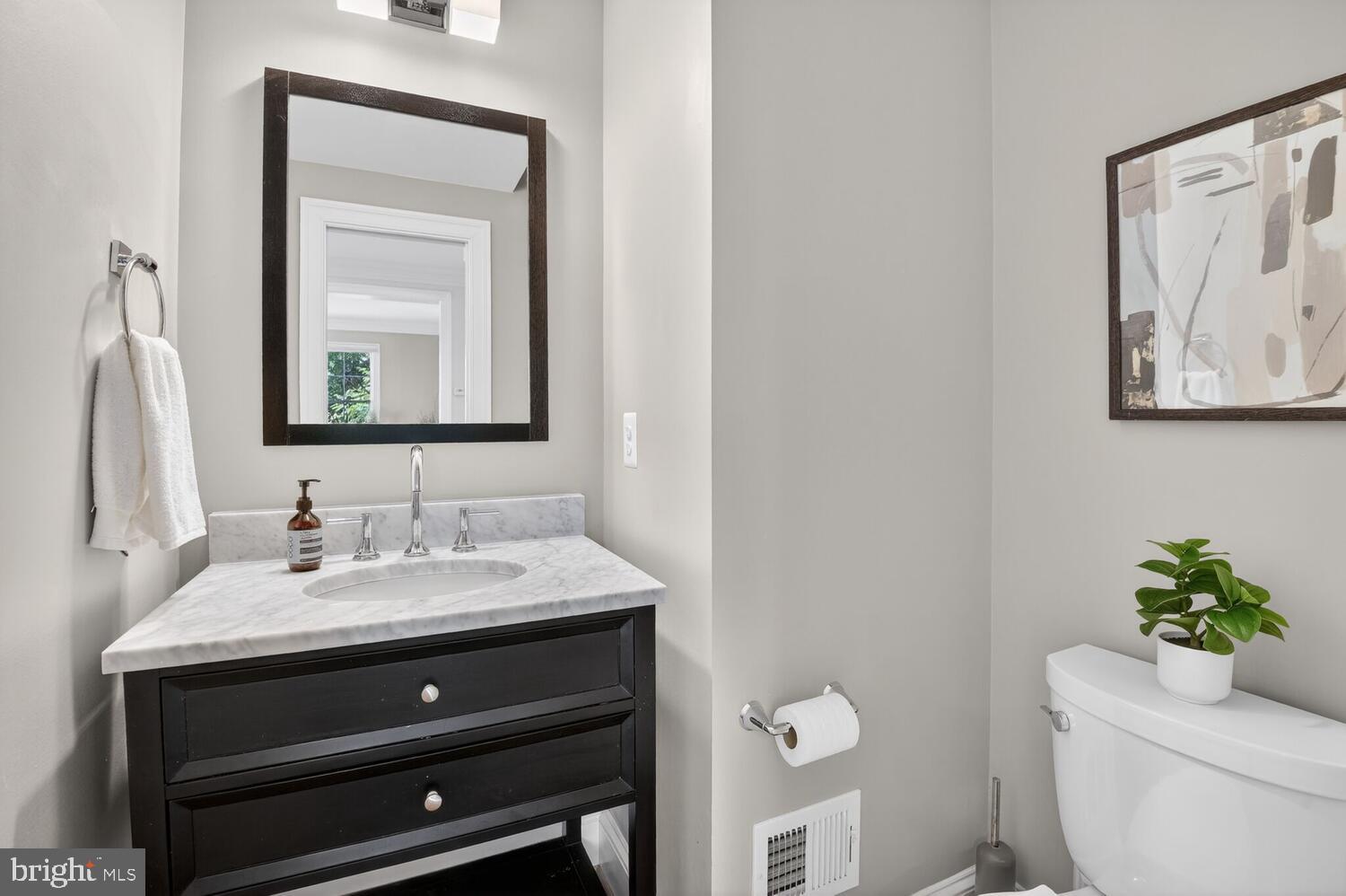 LEE HEIGHTS - Residential