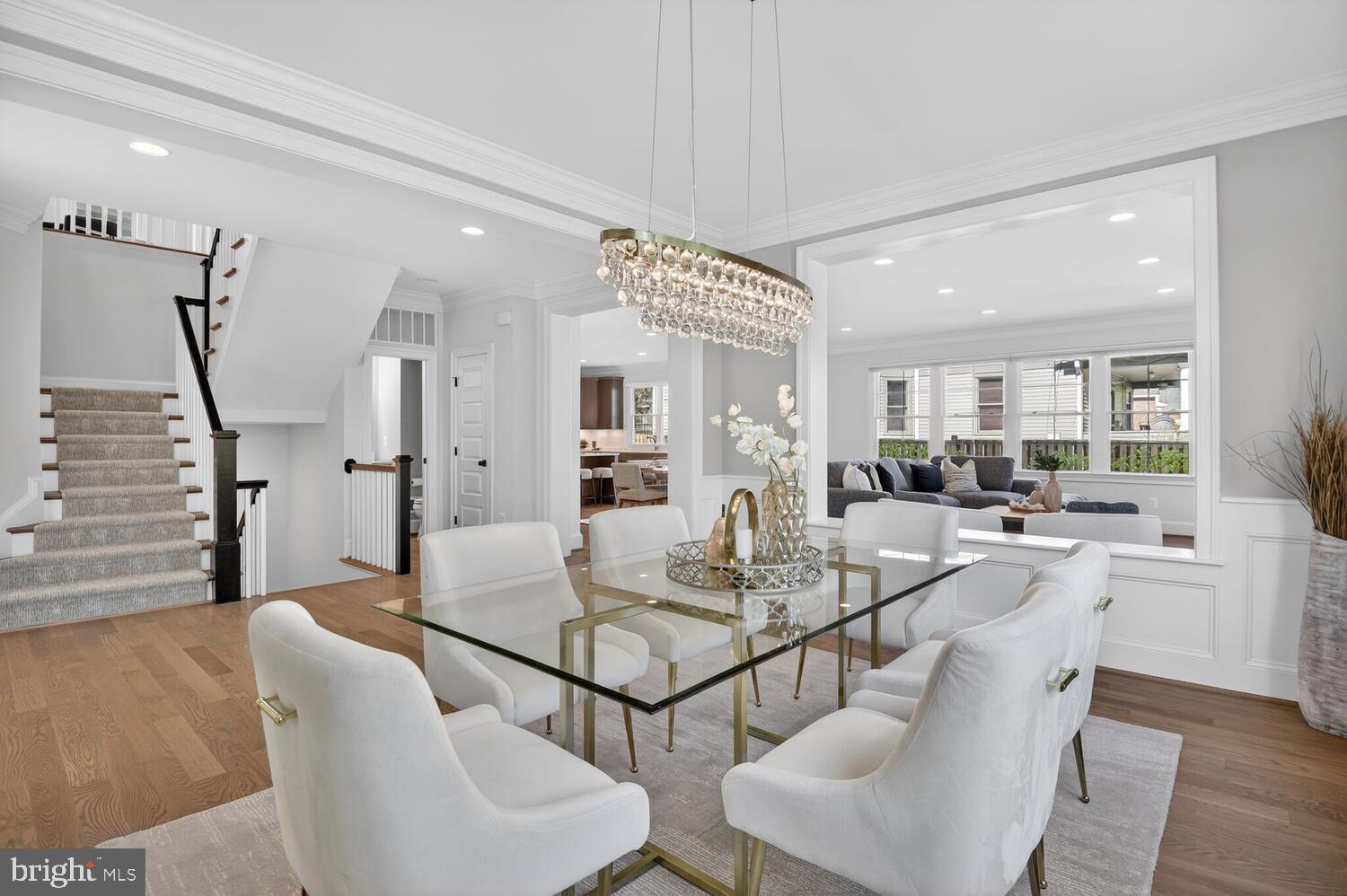 LEE HEIGHTS - Residential