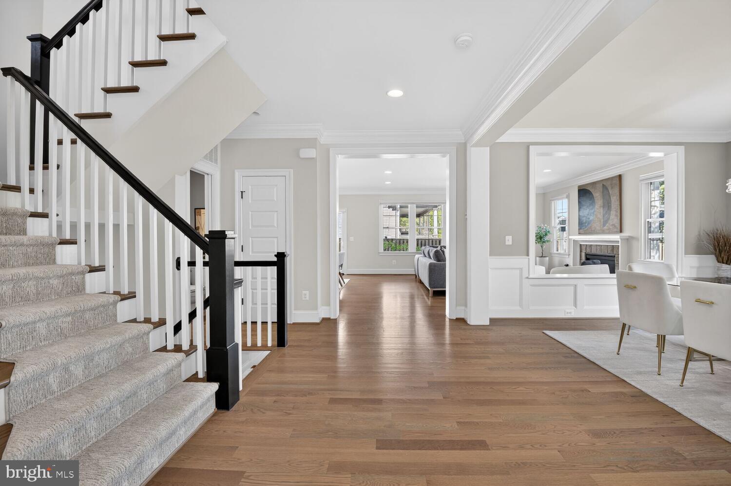 LEE HEIGHTS - Residential