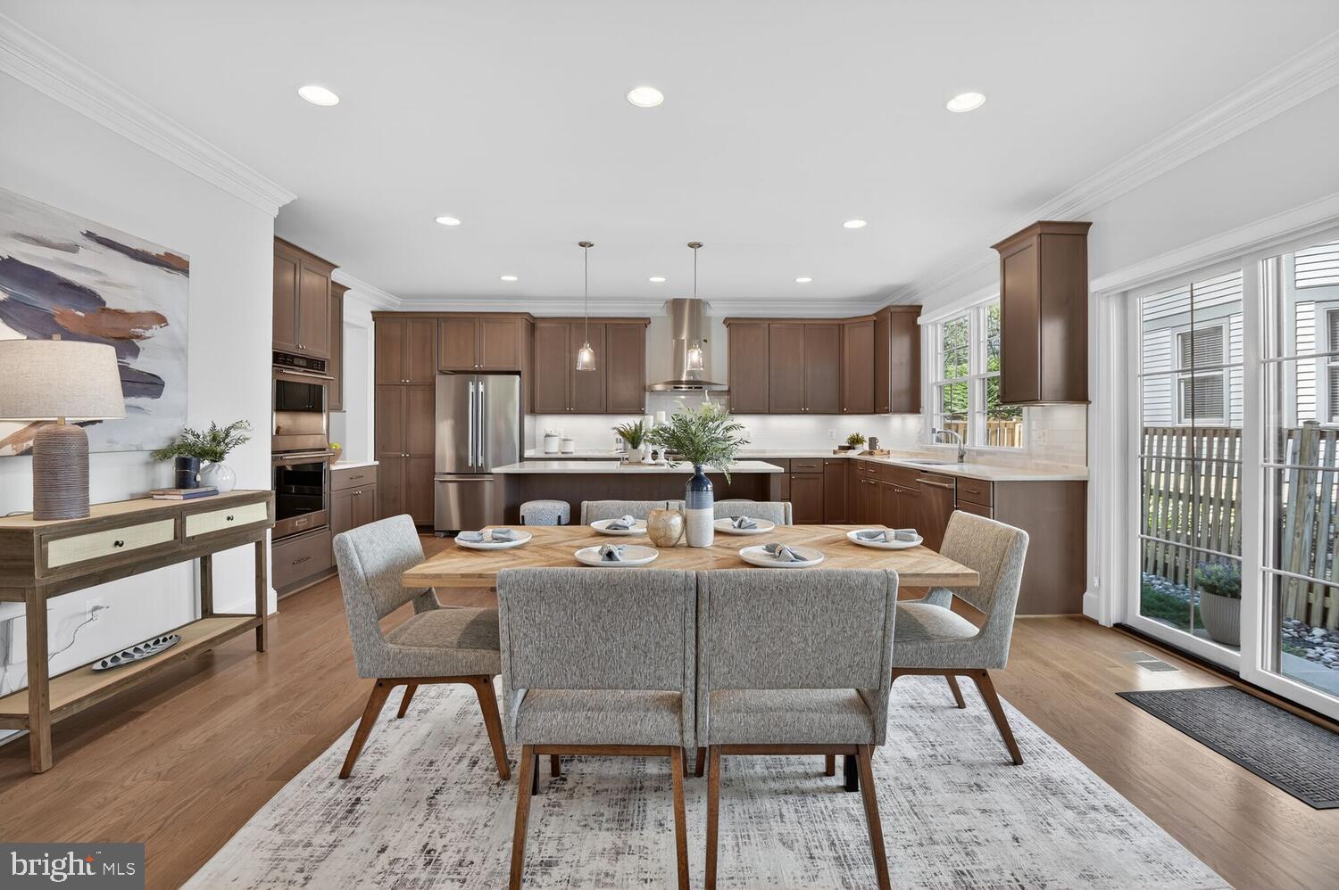 LEE HEIGHTS - Residential