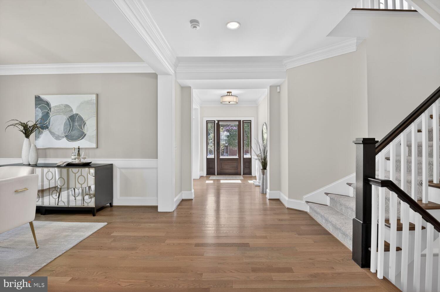 LEE HEIGHTS - Residential