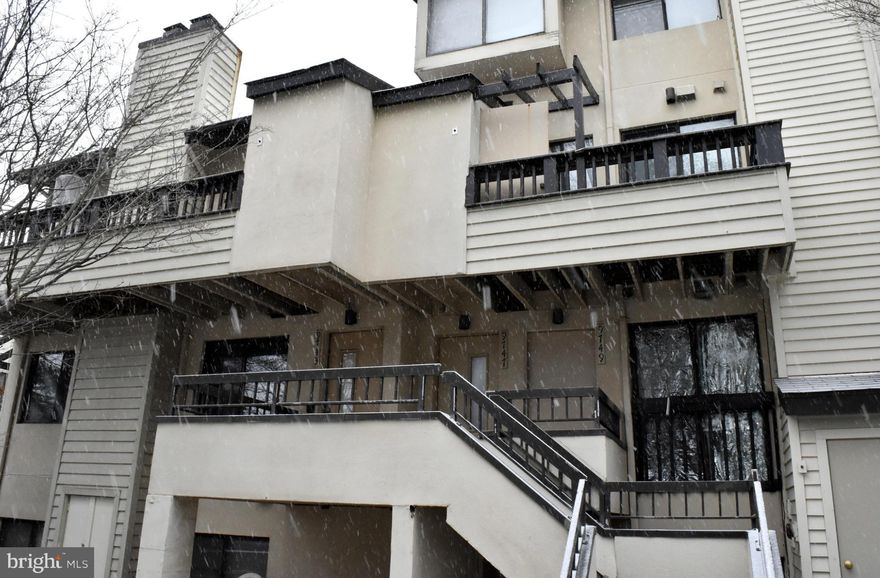 Beautiful two-level condo renovation w/ super-sized loft. Euro designed cabinets. 2 private balconies facing trees: sit outside the bedrm protected by an overhang & watch the rain.  Vaulted ceilings w/ lots of natural light. Easy access to Loft: your guest rm/ office/ exercise rm. Storage in the walk-in closet.  Stacked Washer/dryer in unit. Easy parking. Close to I-270, I-370, rte 200. Condo $361