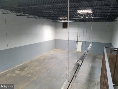 NONE AVAILABLE - Commercial Lease