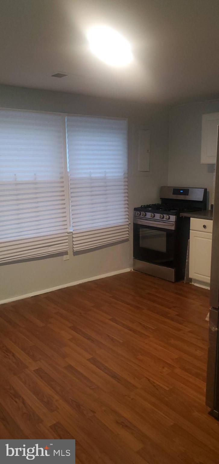 BALTIMORE HIGHLANDS - Residential