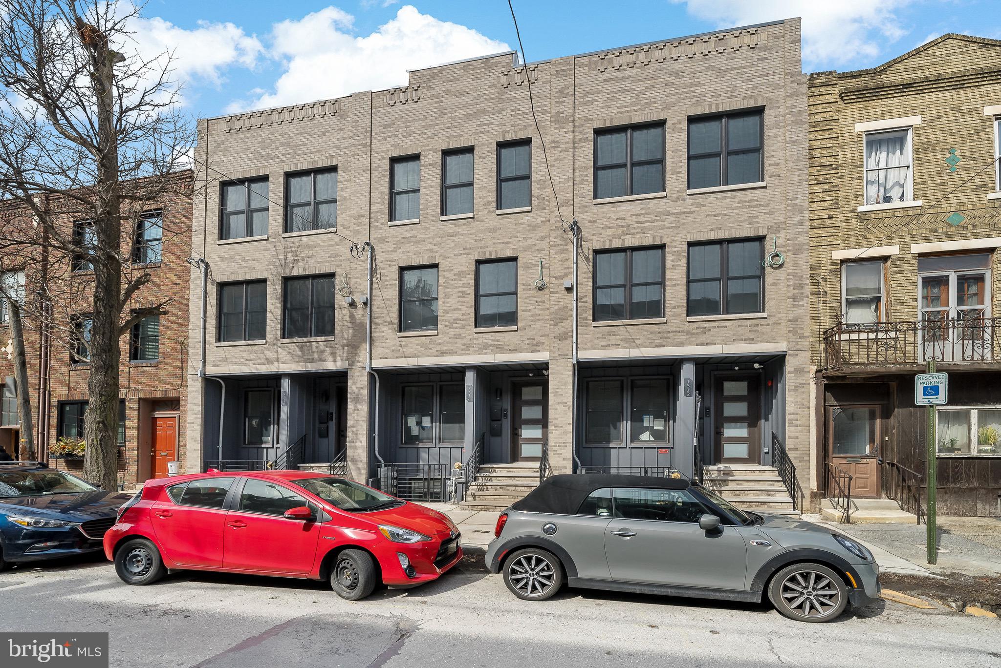 PASSYUNK SQUARE - Residential