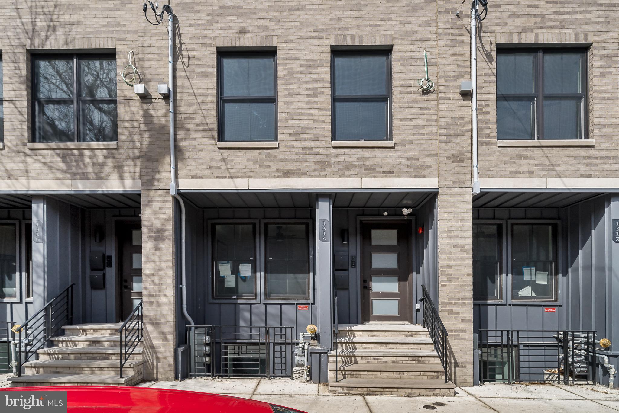 PASSYUNK SQUARE - Residential