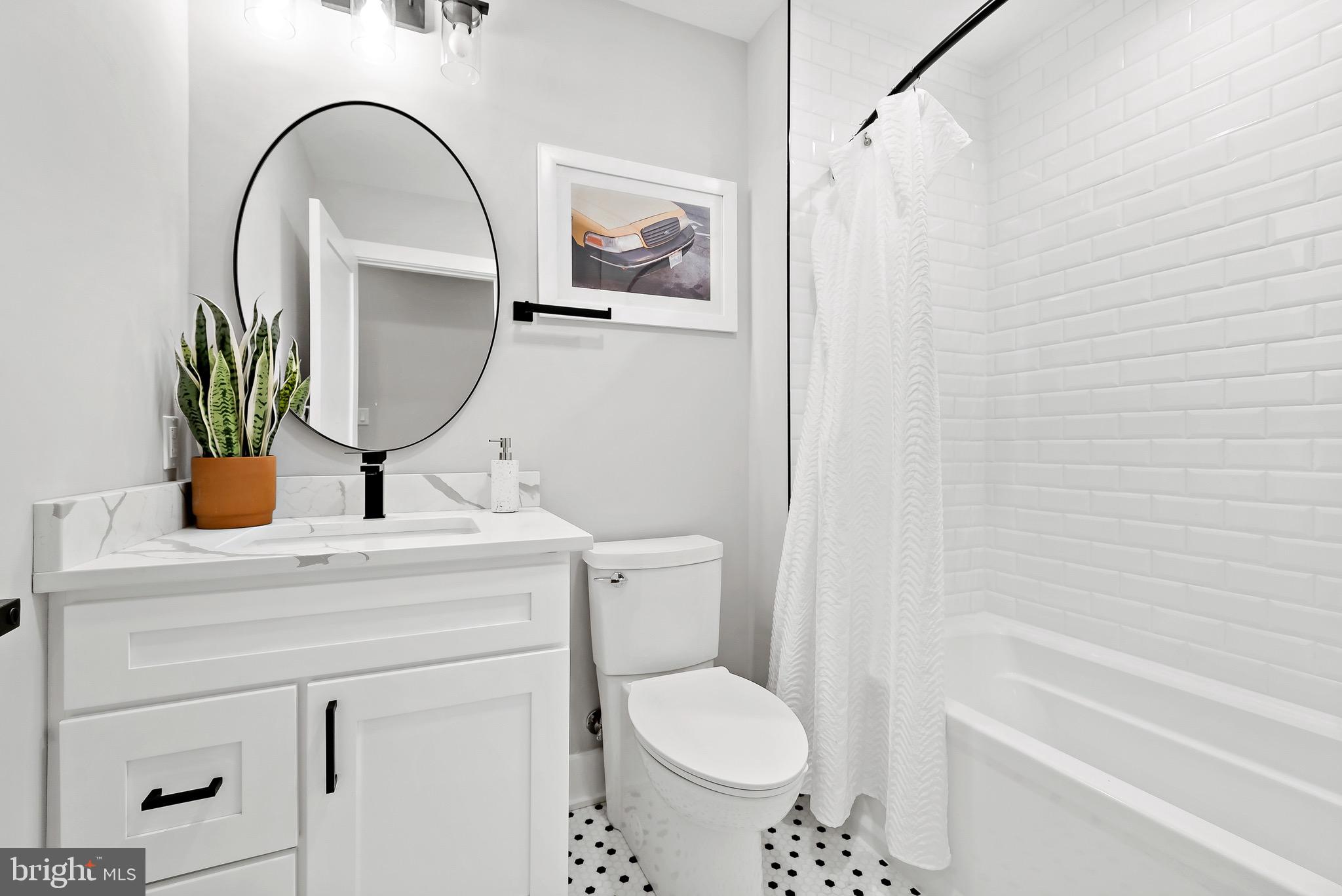 PASSYUNK SQUARE - Residential