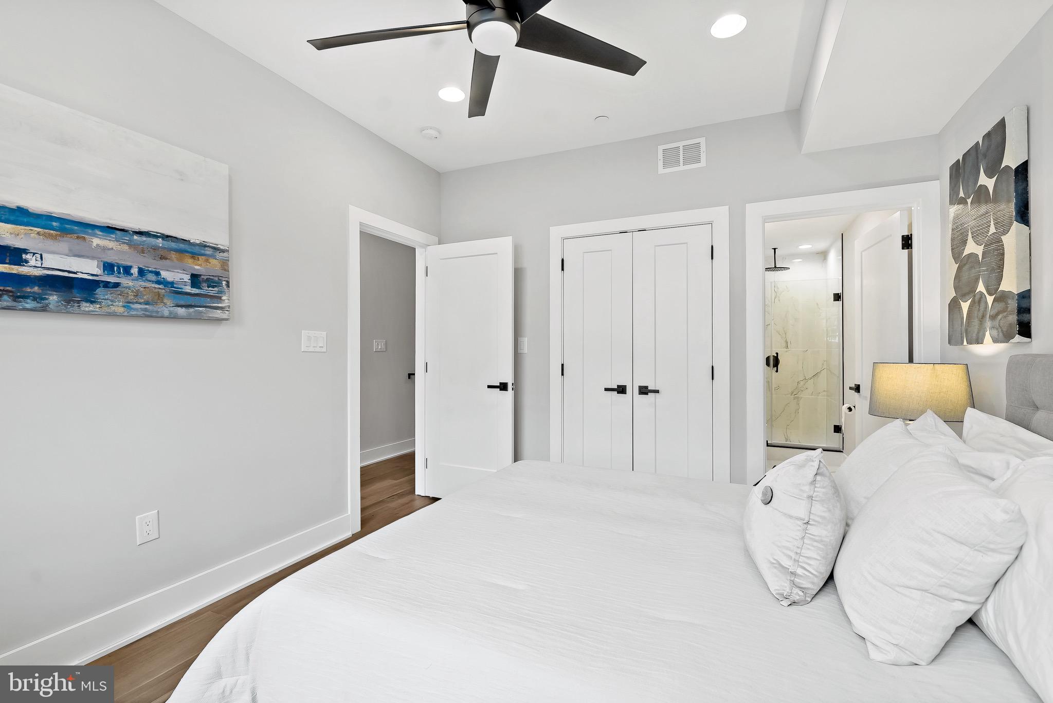 PASSYUNK SQUARE - Residential