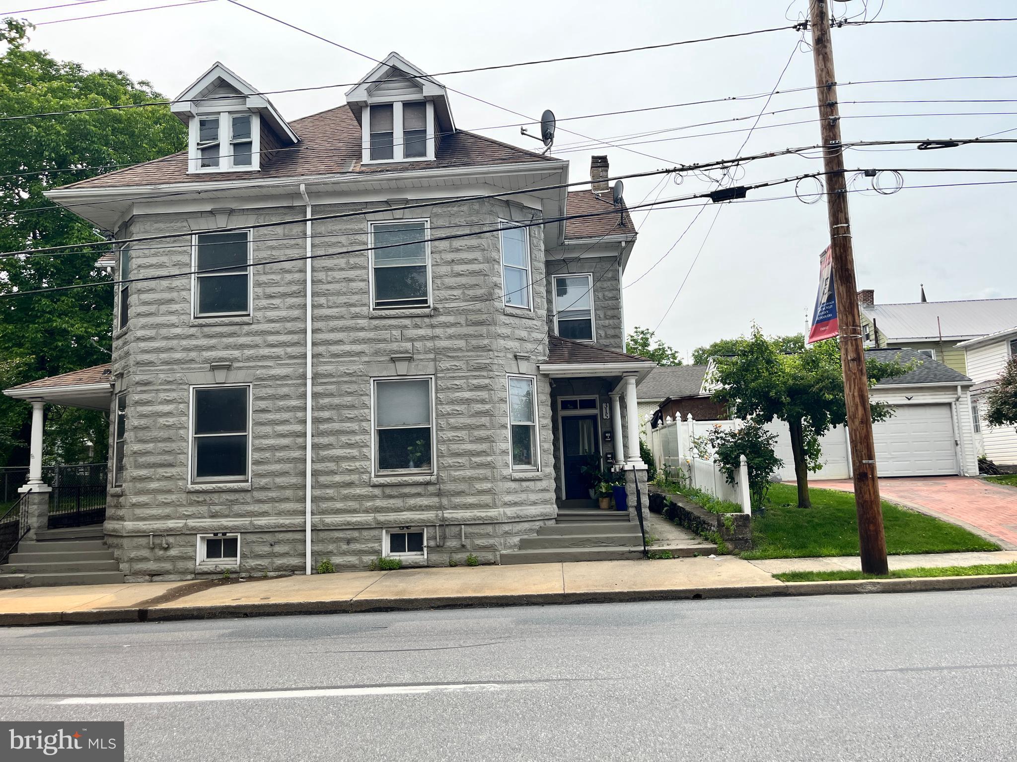 Come check out this cute 2nd-floor apartment in the Borough of Chambersburg. Classic layout with 2 bedrooms or use bedroom as an office or a Living room. Borough utilities make it affordable. Water and Sewer are included in rent. Gas stove and heat. Large attic for storage.