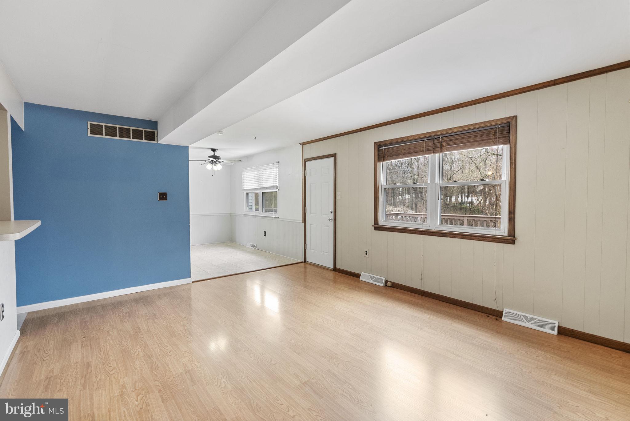 HUNTER CREST - Residential