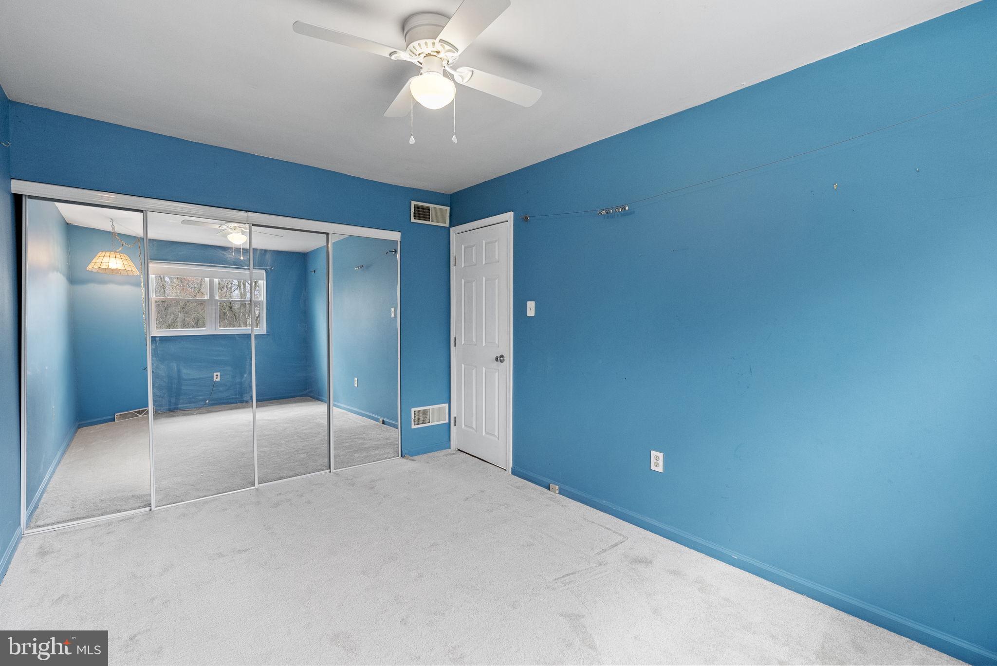 HUNTER CREST - Residential