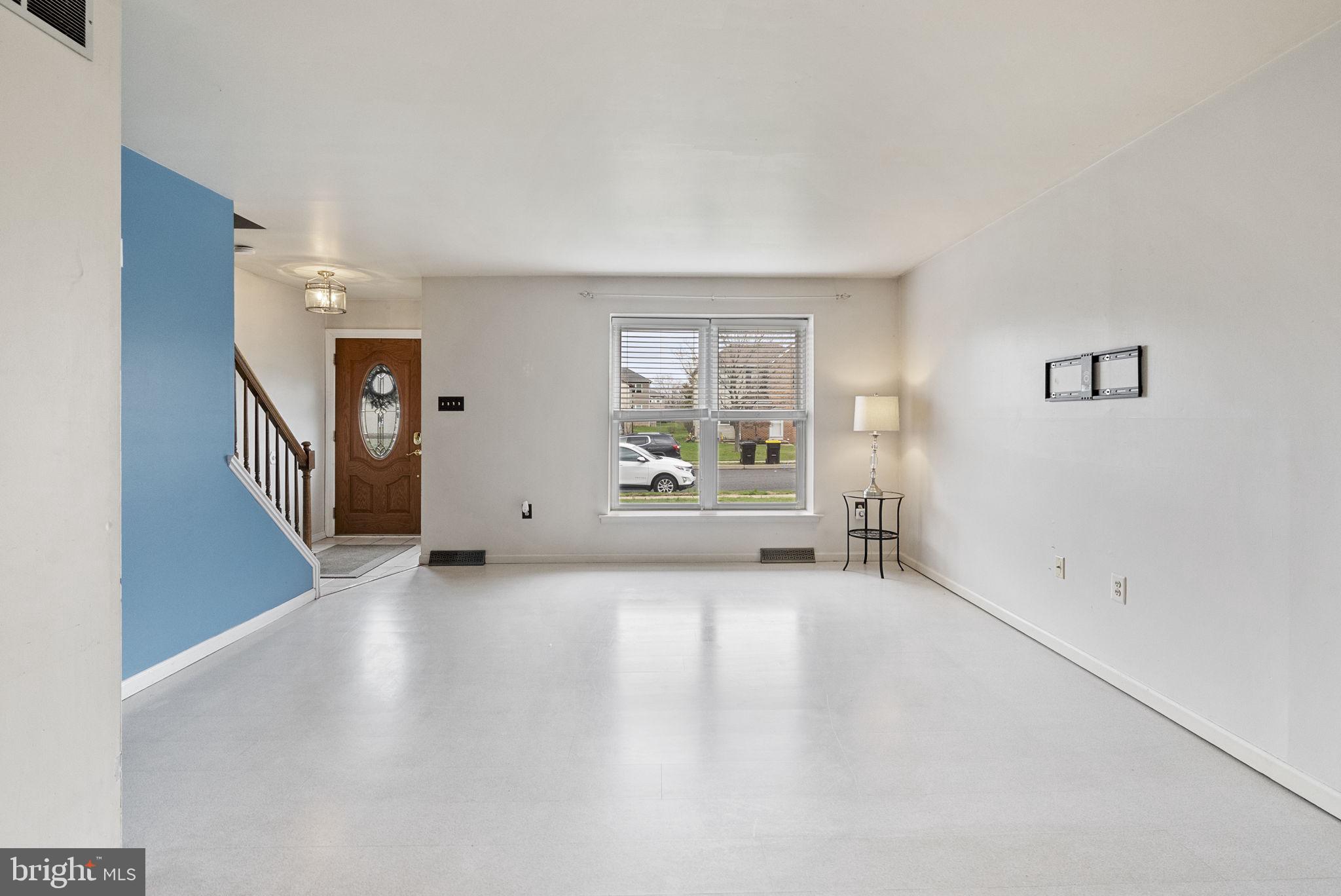 HUNTER CREST - Residential