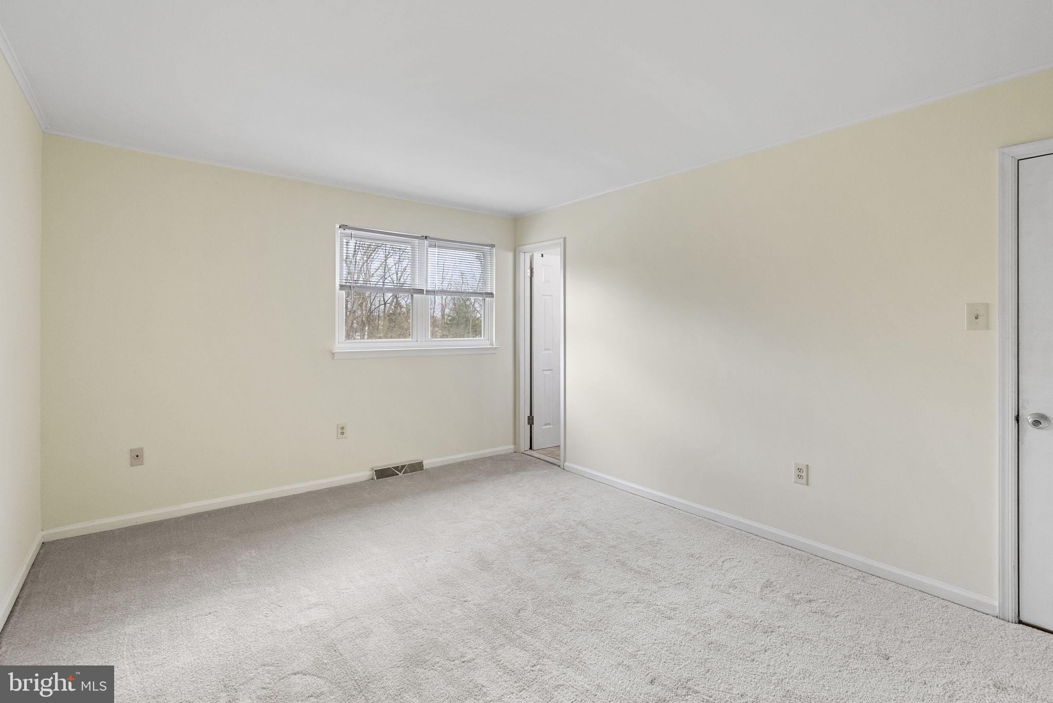 HUNTER CREST - Residential