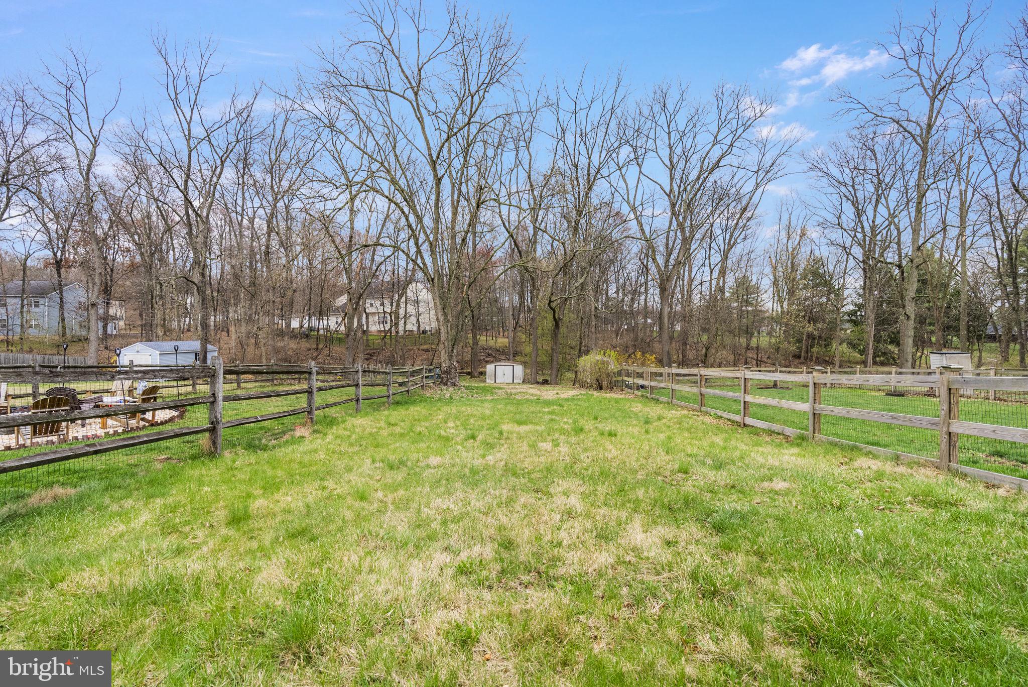 HUNTER CREST - Residential