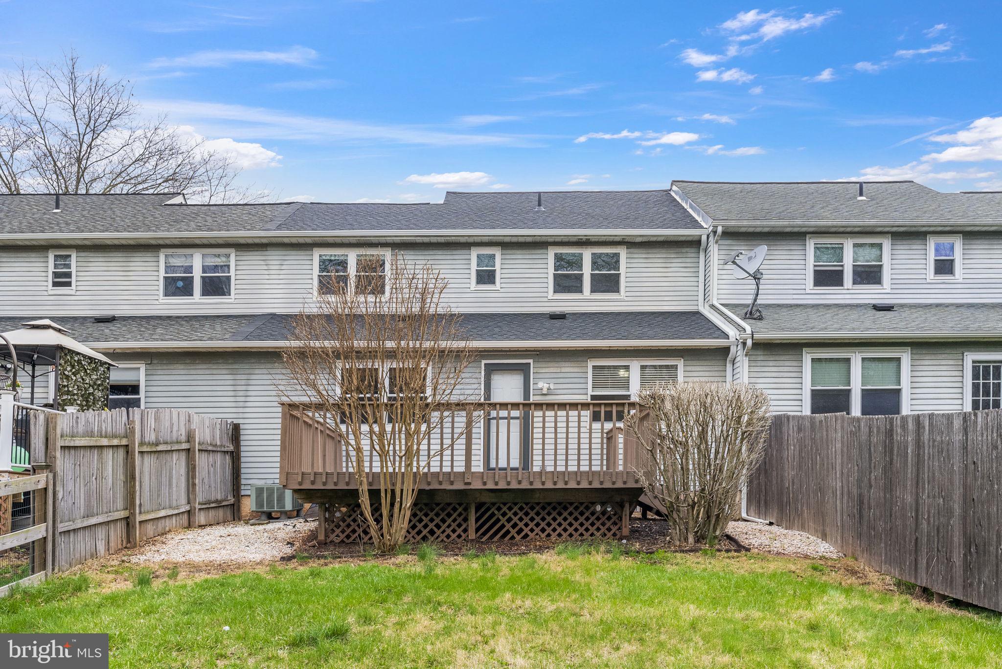 HUNTER CREST - Residential