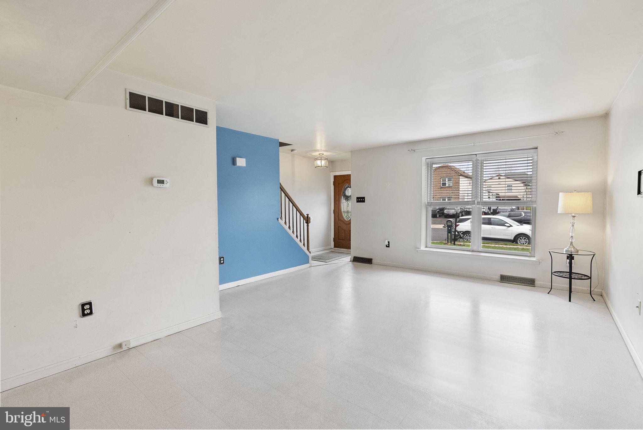 HUNTER CREST - Residential