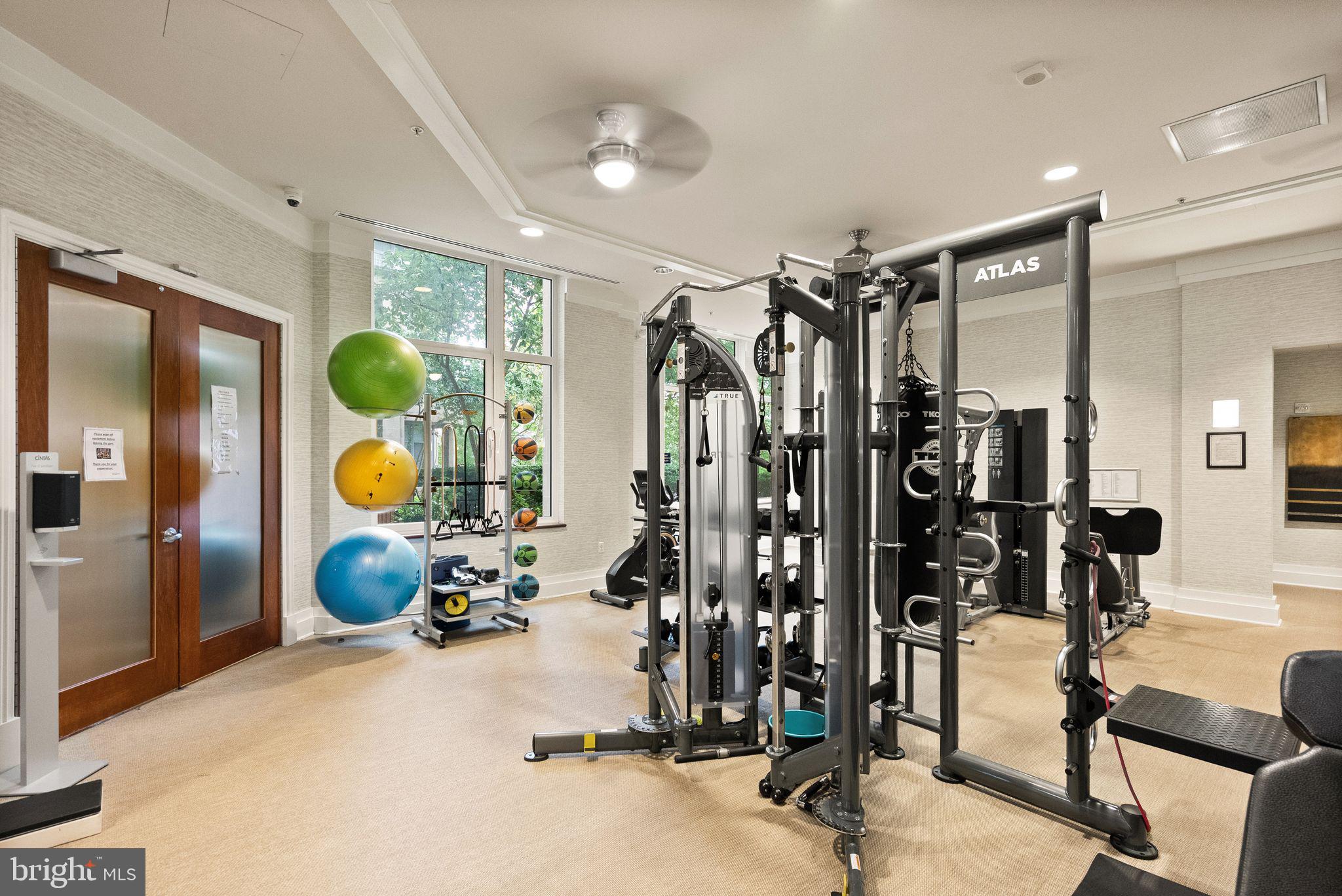 ONE PARK CREST CONDOMINIUM - Residential