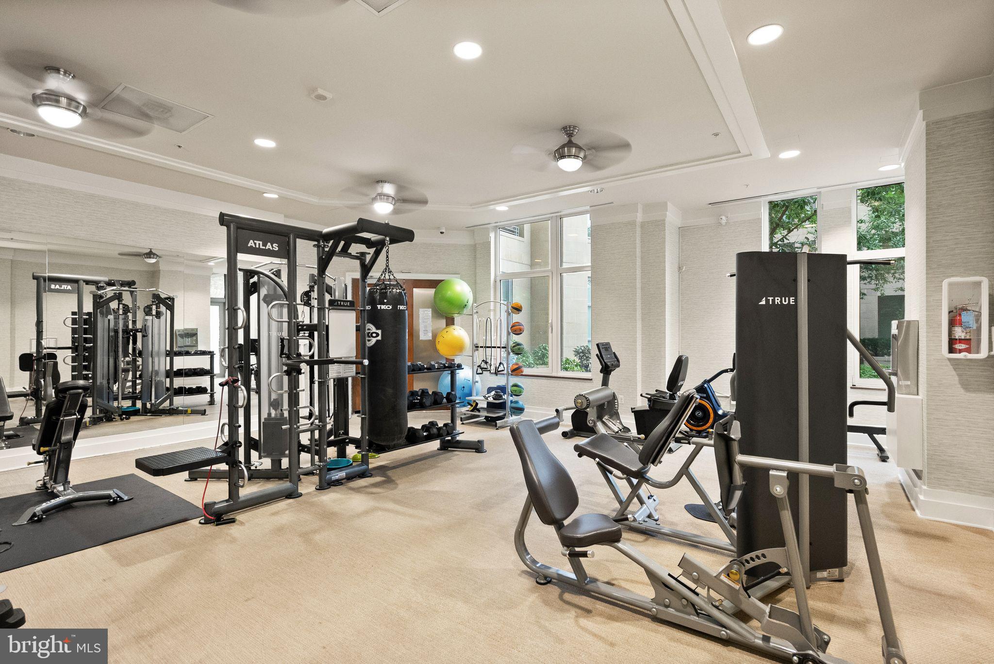 ONE PARK CREST CONDOMINIUM - Residential