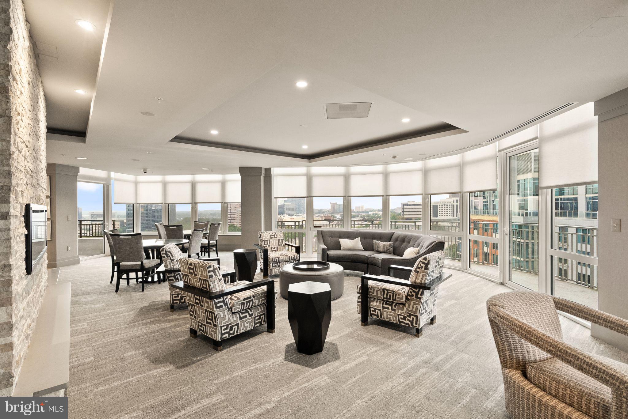 ONE PARK CREST CONDOMINIUM - Residential