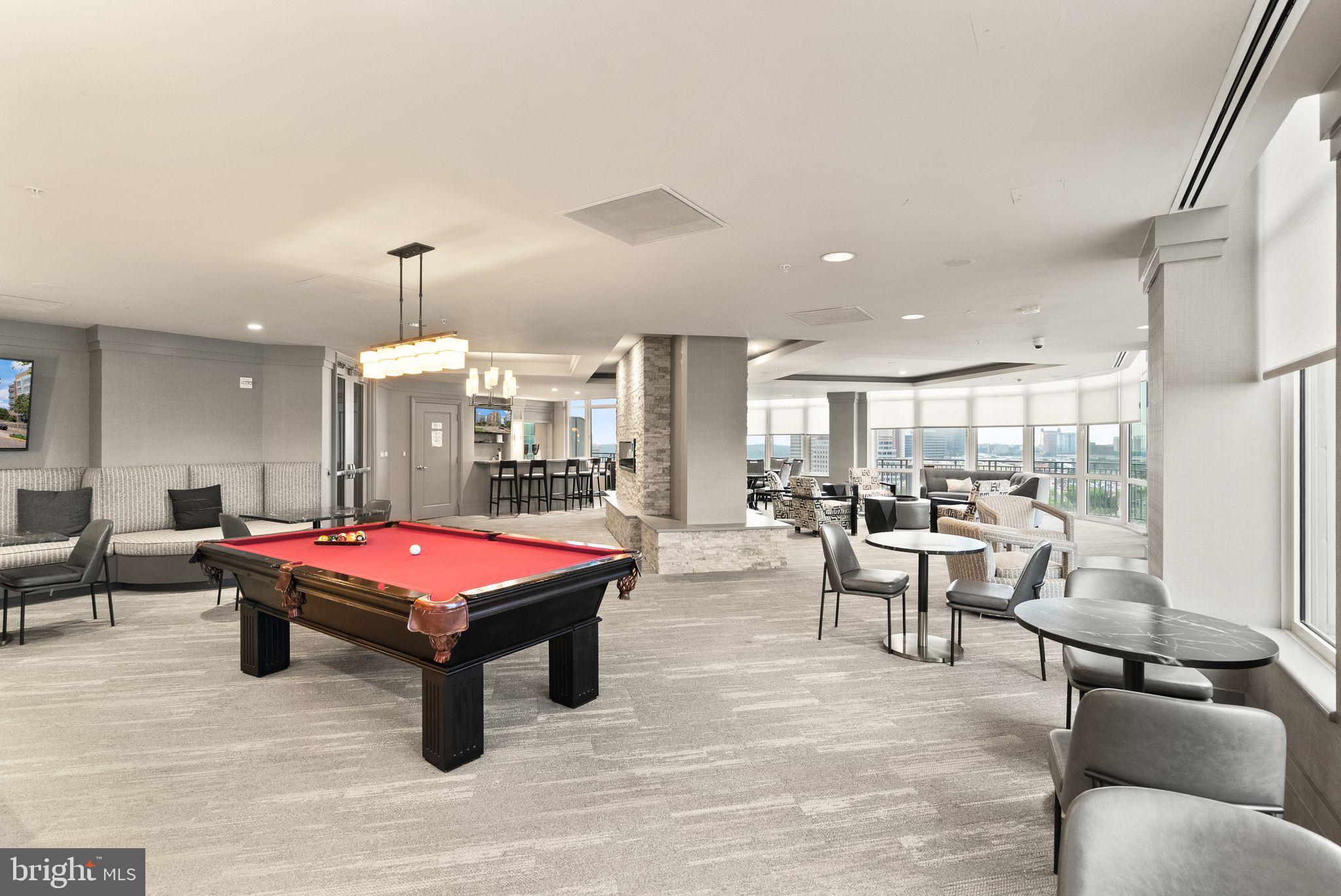 ONE PARK CREST CONDOMINIUM - Residential