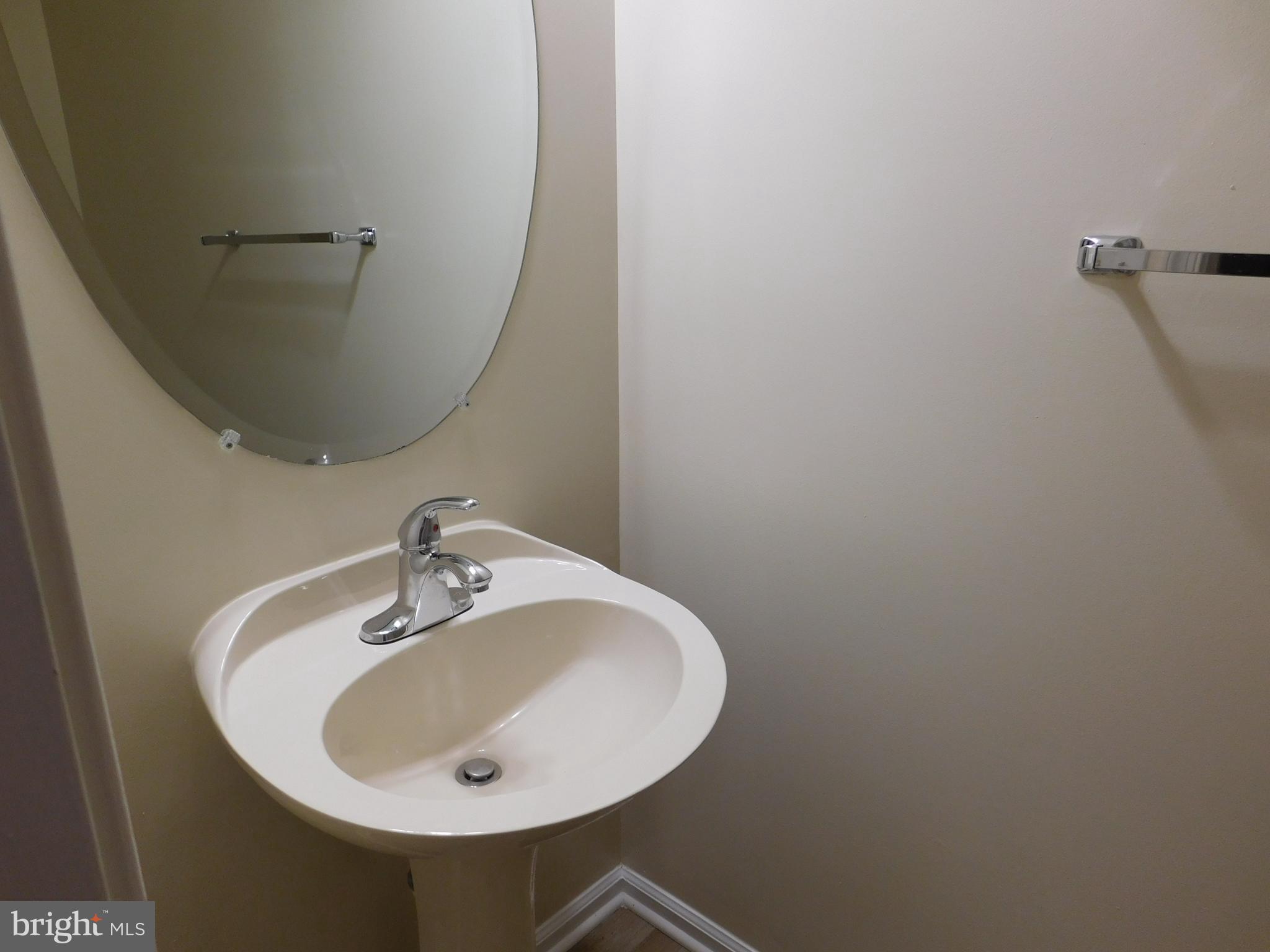 LIFESTYLE AT SULLY STATION - Residential Lease