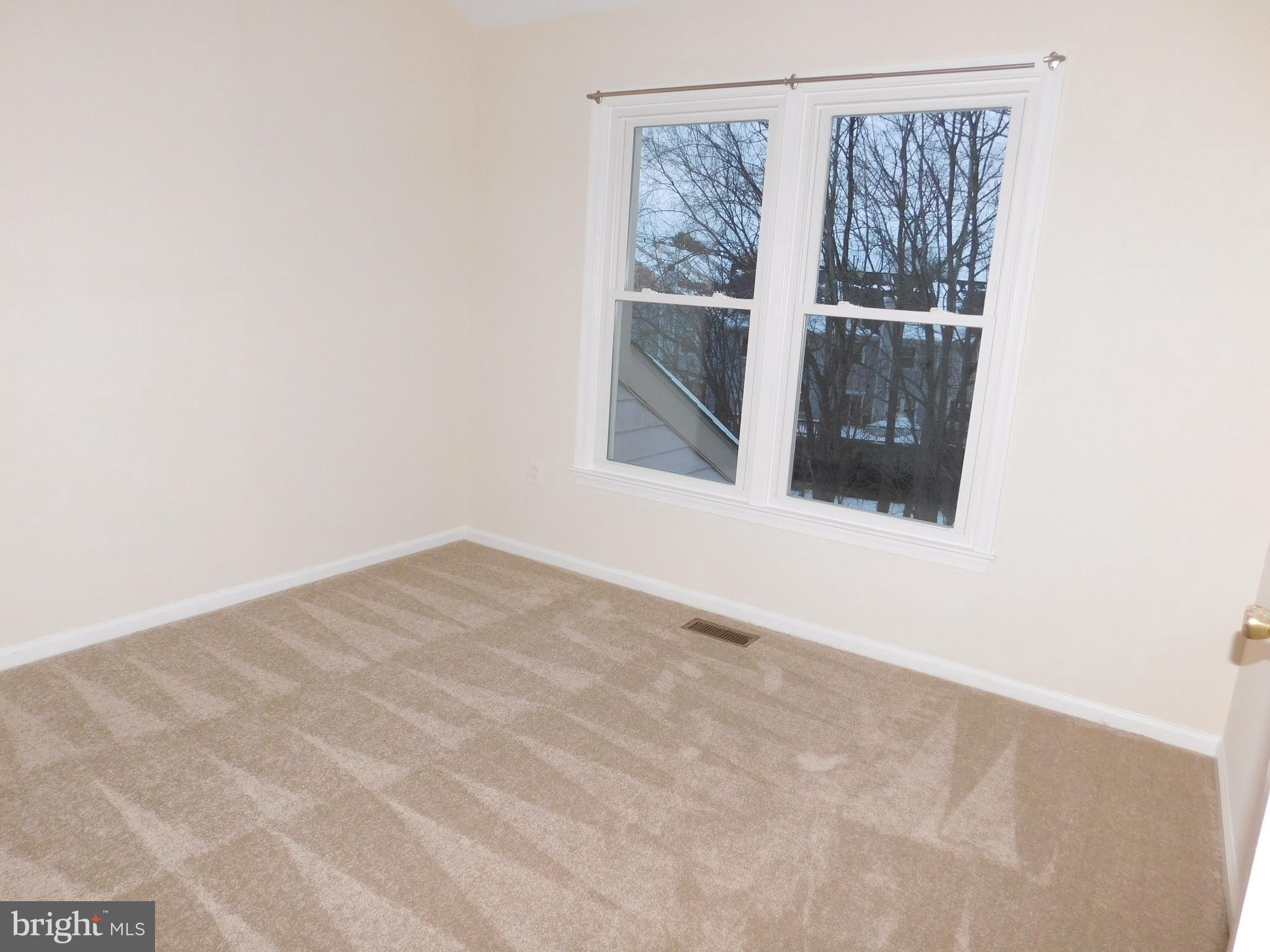 LIFESTYLE AT SULLY STATION - Residential Lease