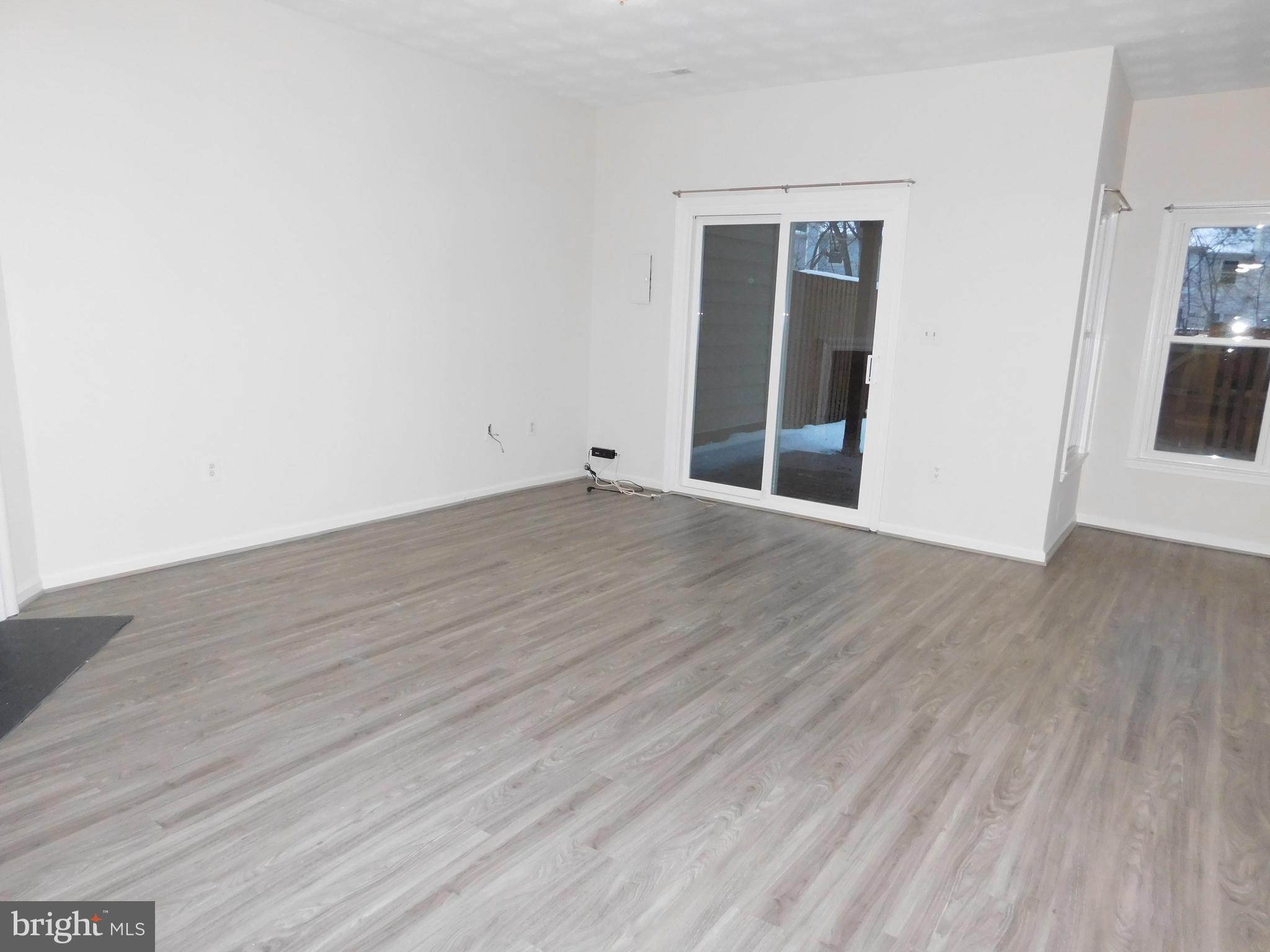 LIFESTYLE AT SULLY STATION - Residential Lease