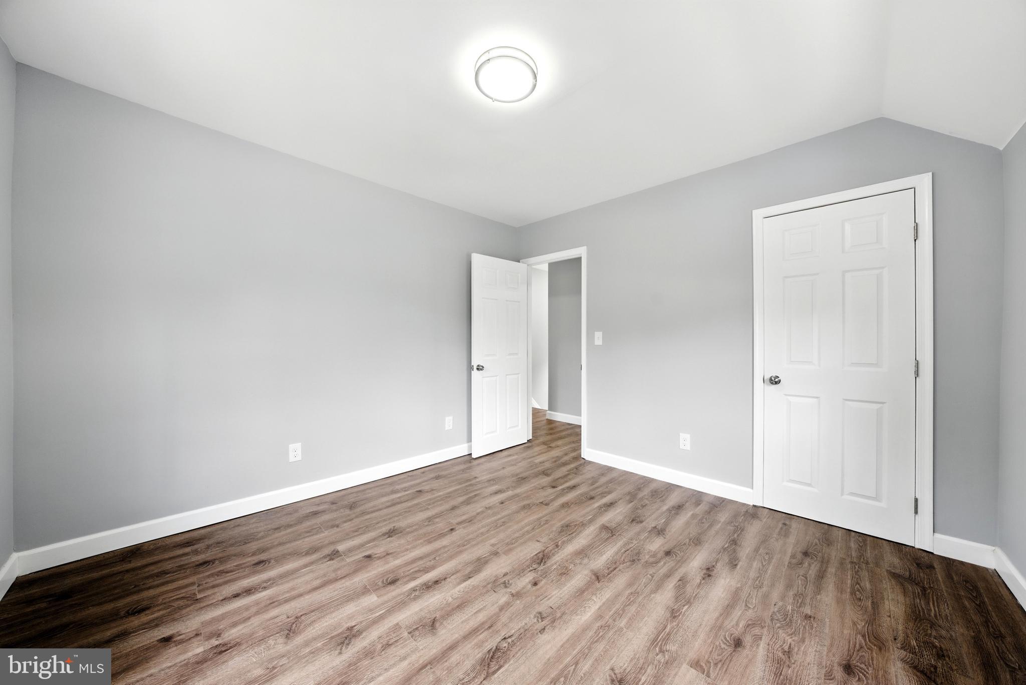 OSBORN TRACK - Residential