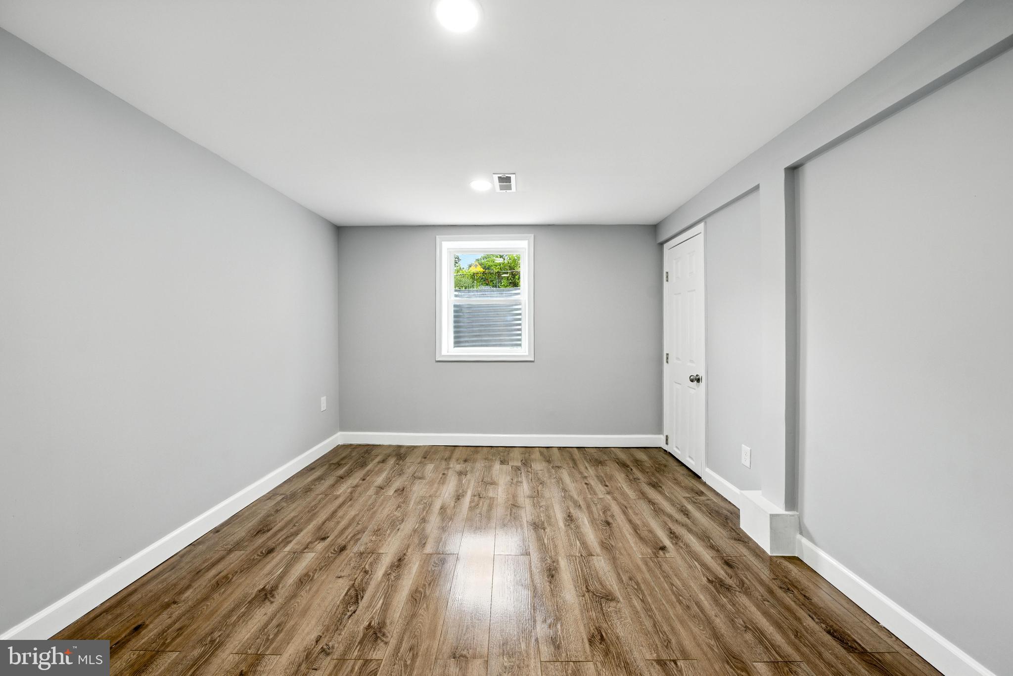 OSBORN TRACK - Residential