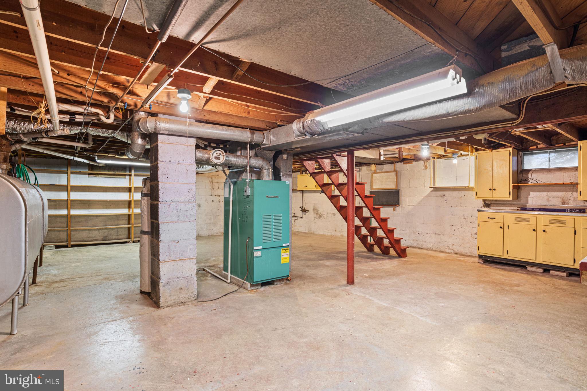 BASIN HILL HEIGHTS - Residential