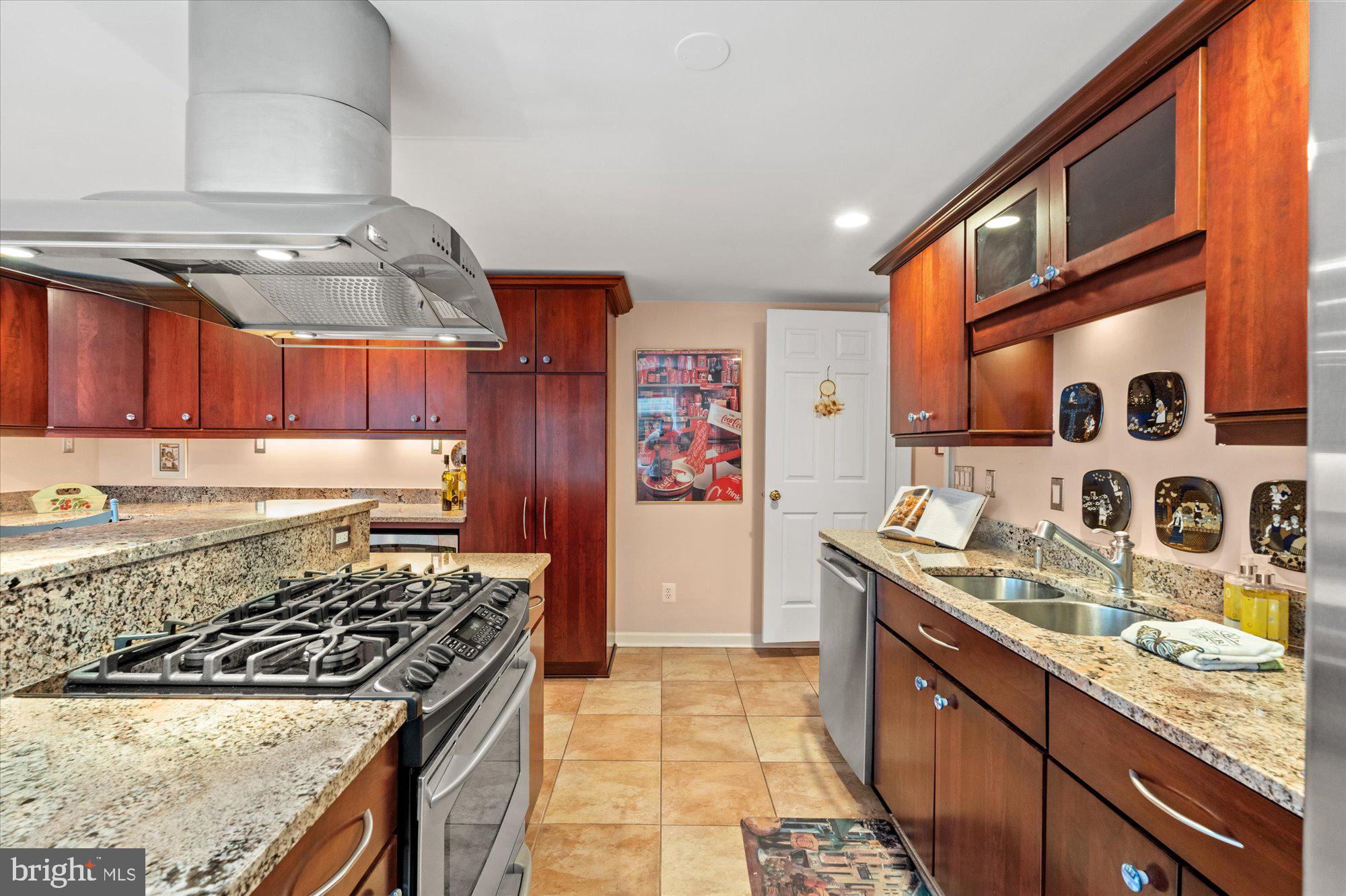 PARKER GRAY - Residential