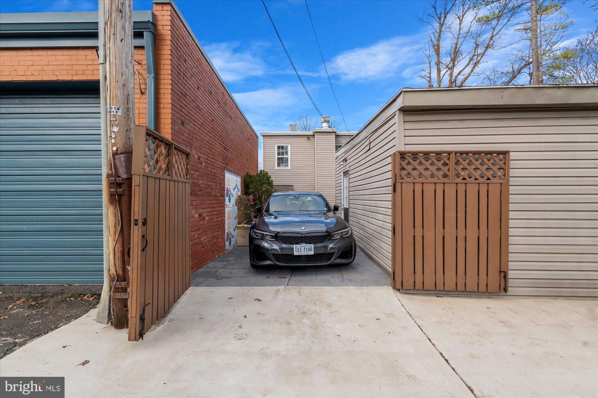 PARKER GRAY - Residential