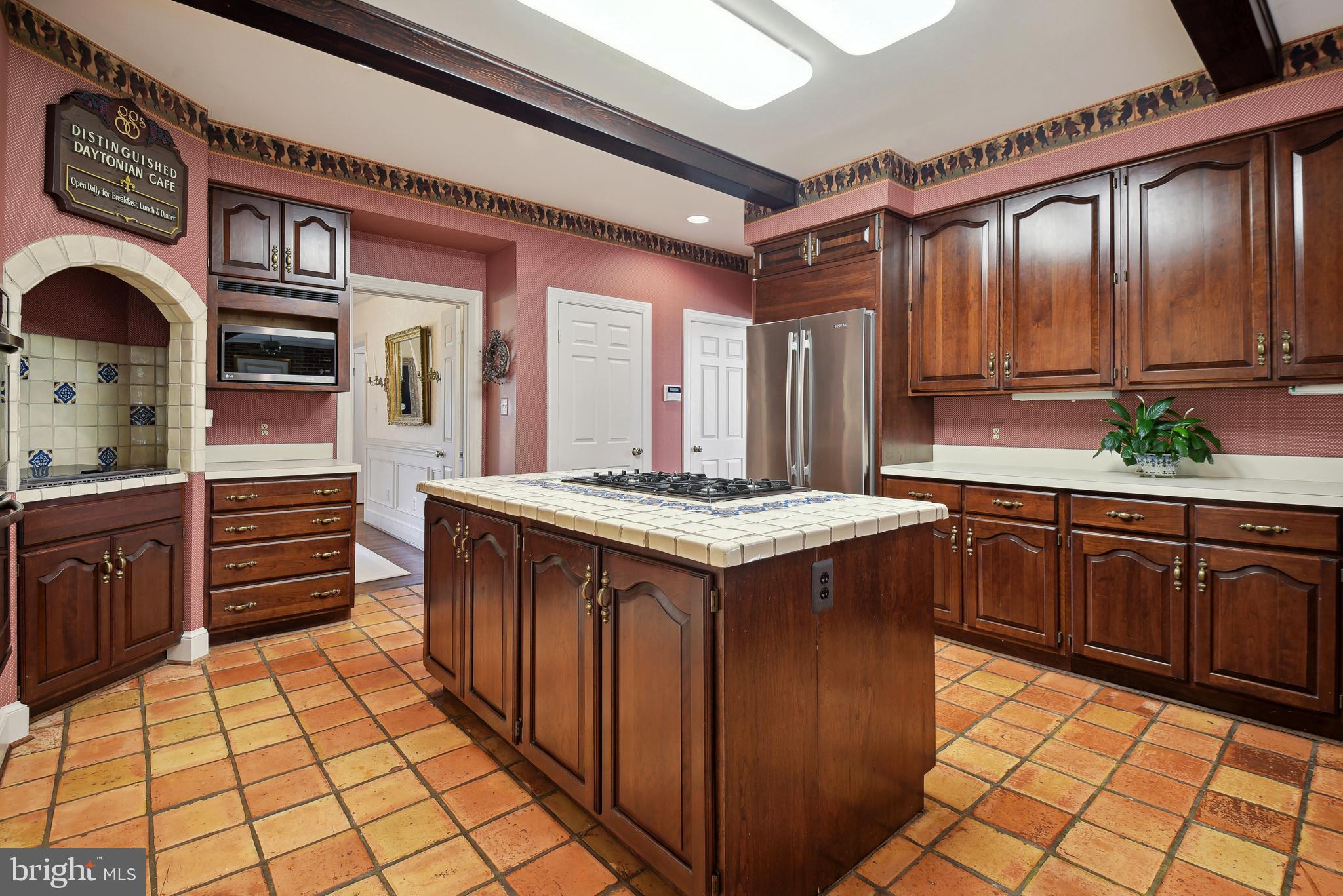 SUMMERWOOD - Residential