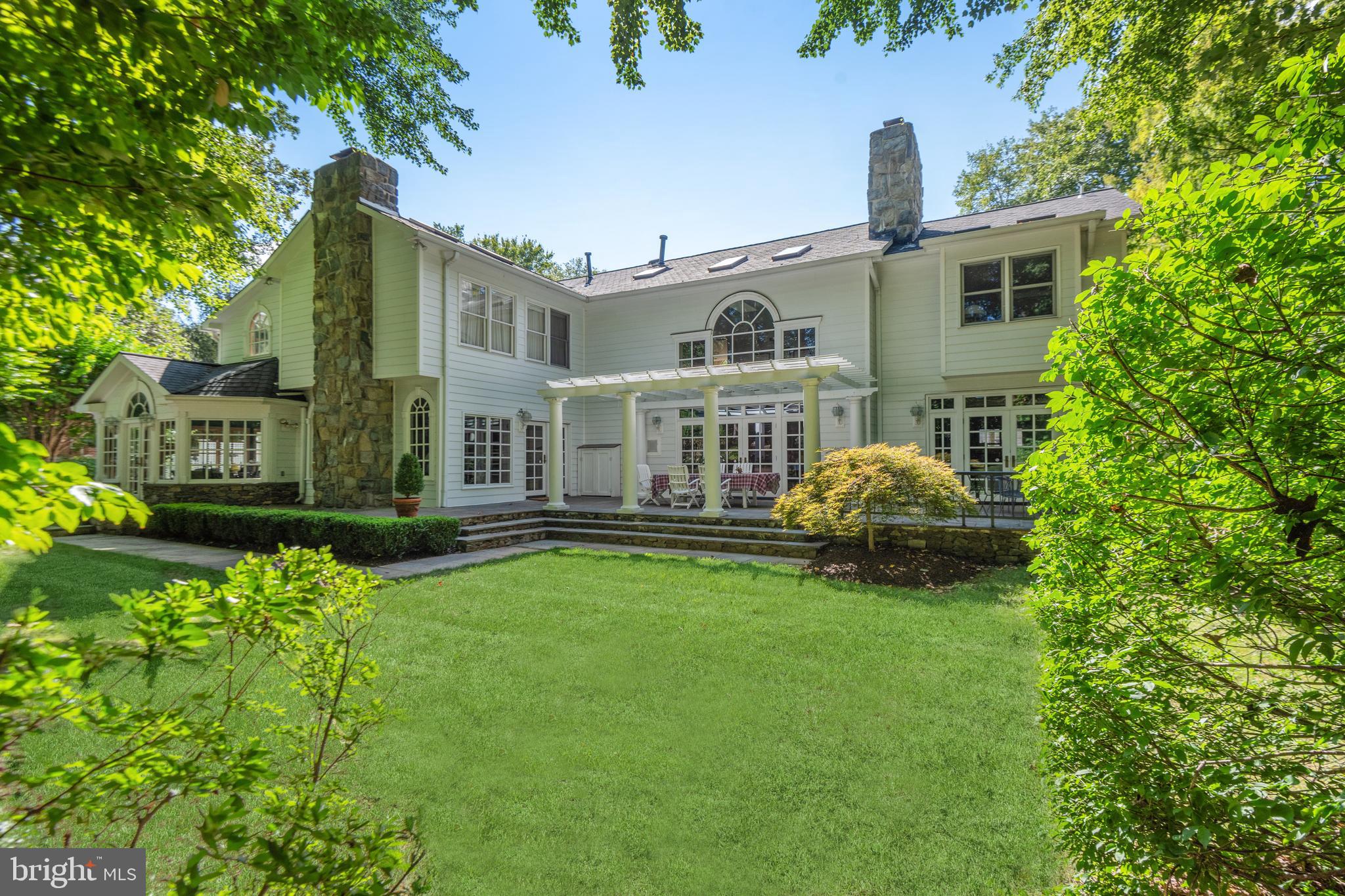 SUMMERWOOD - Residential