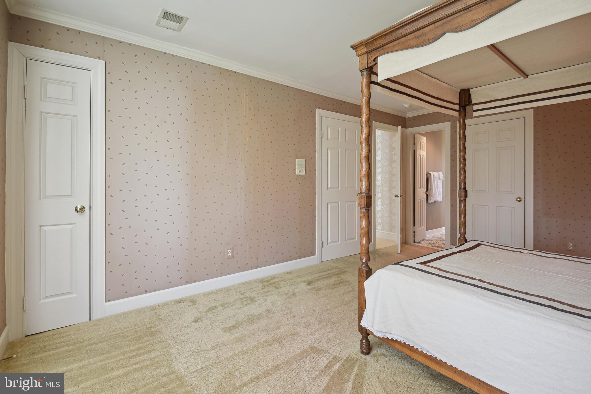 SUMMERWOOD - Residential