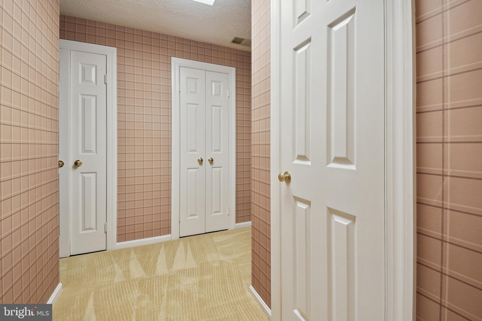 SUMMERWOOD - Residential