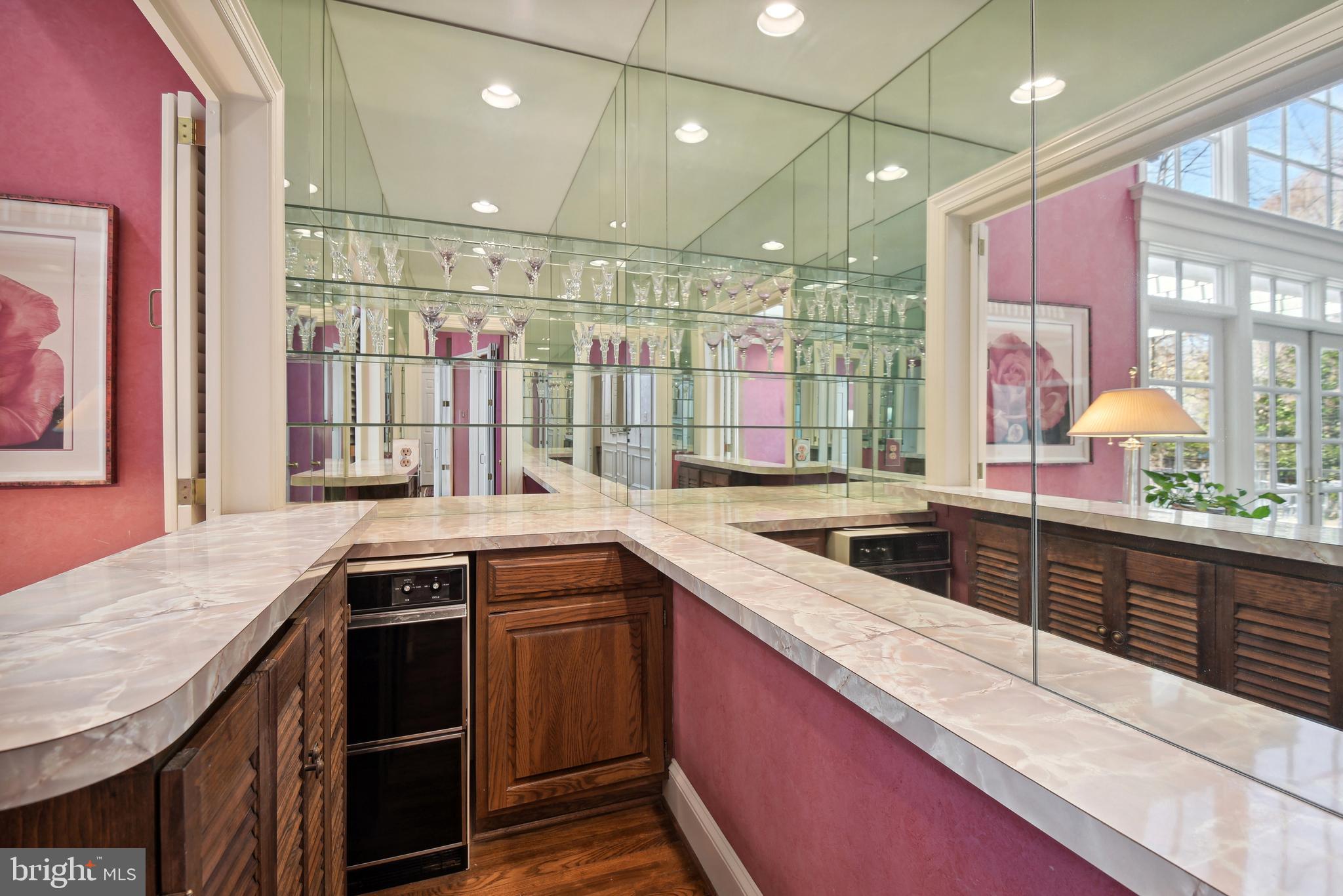 SUMMERWOOD - Residential