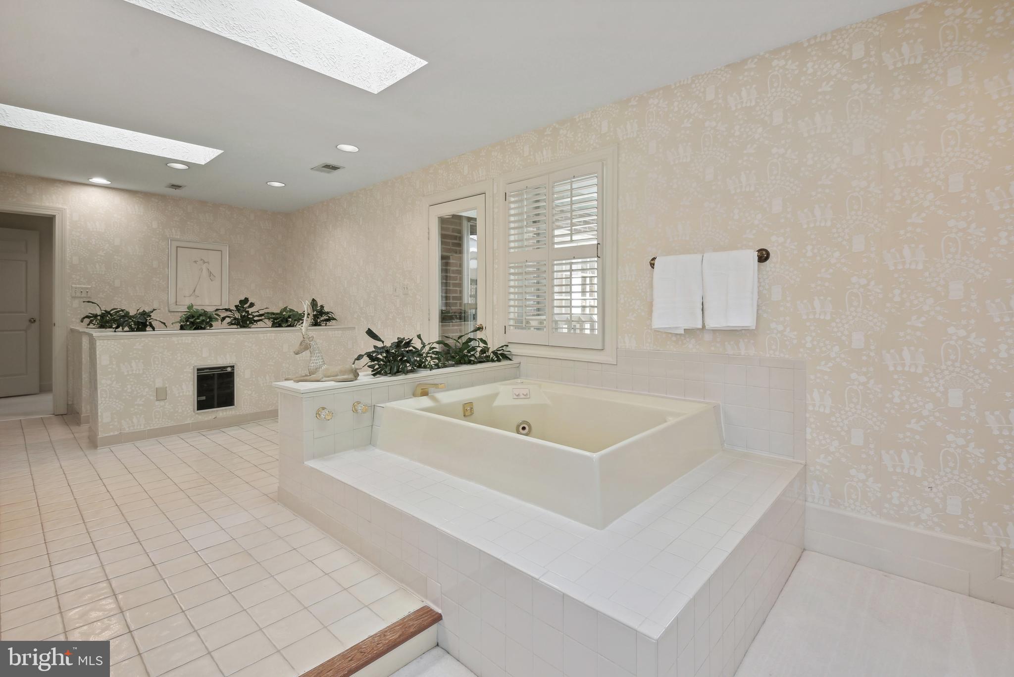 SUMMERWOOD - Residential