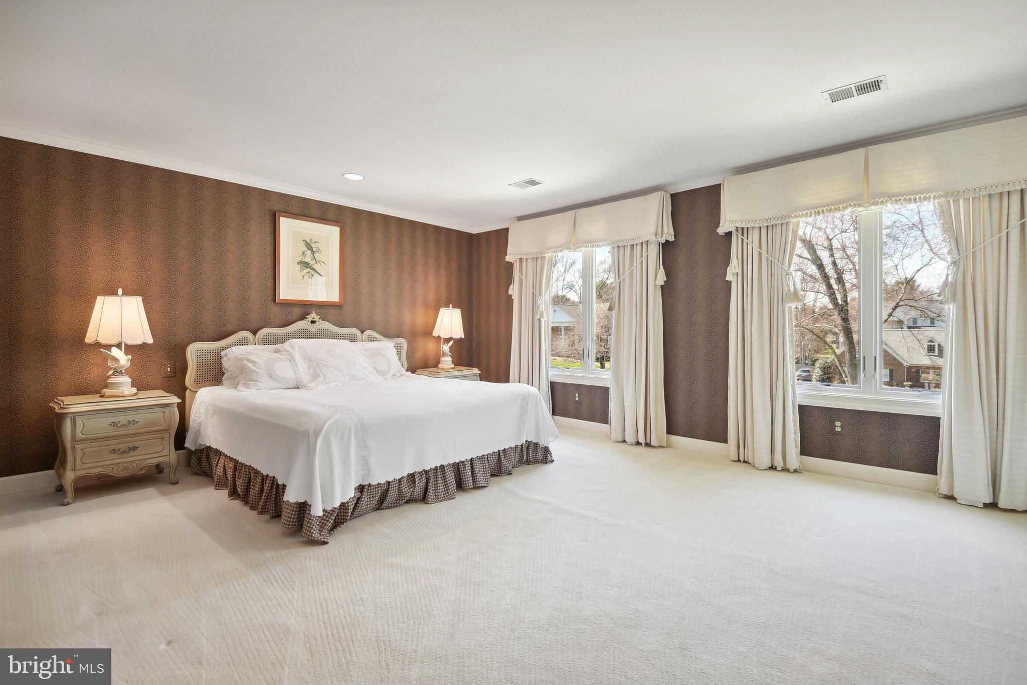 SUMMERWOOD - Residential