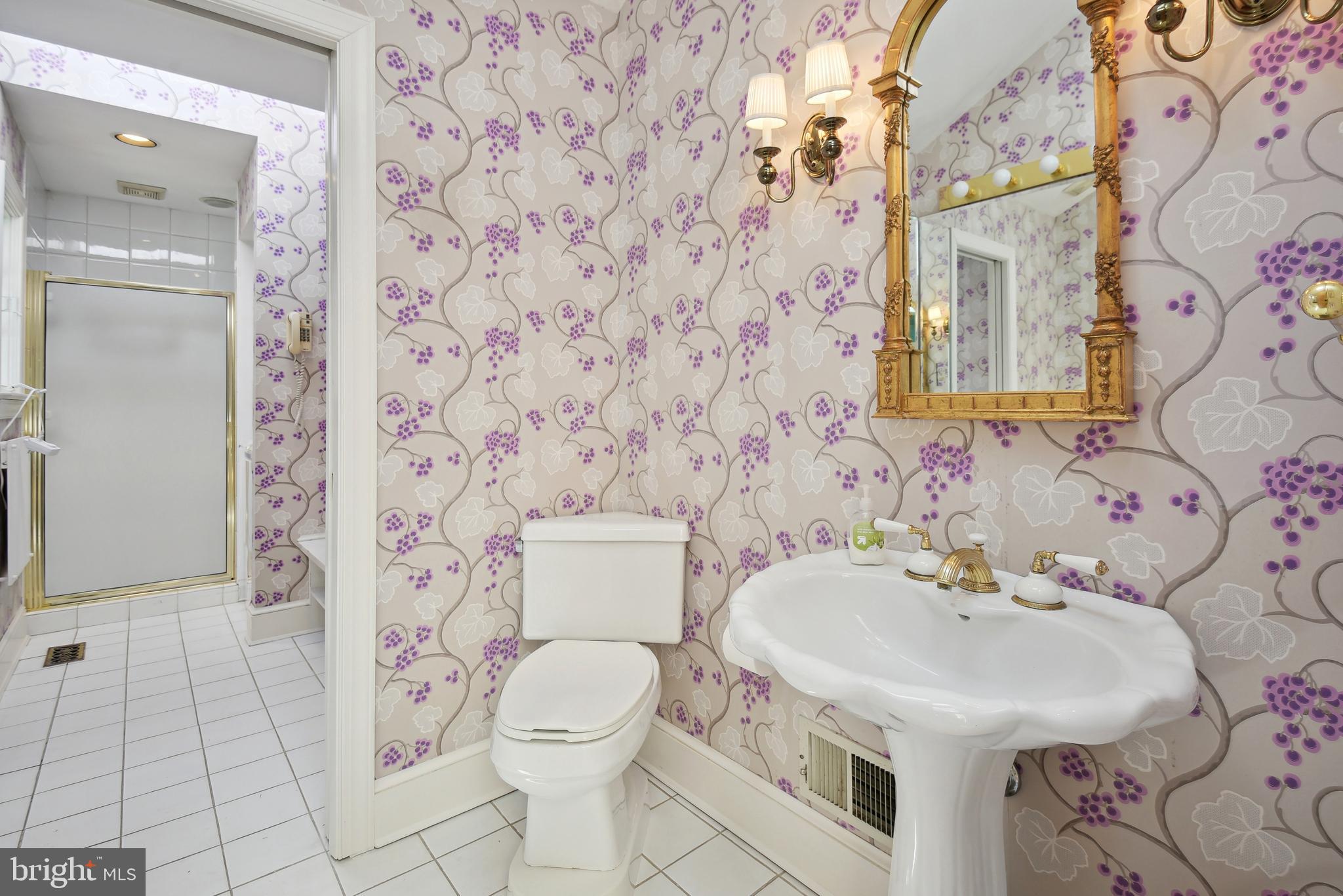 SUMMERWOOD - Residential