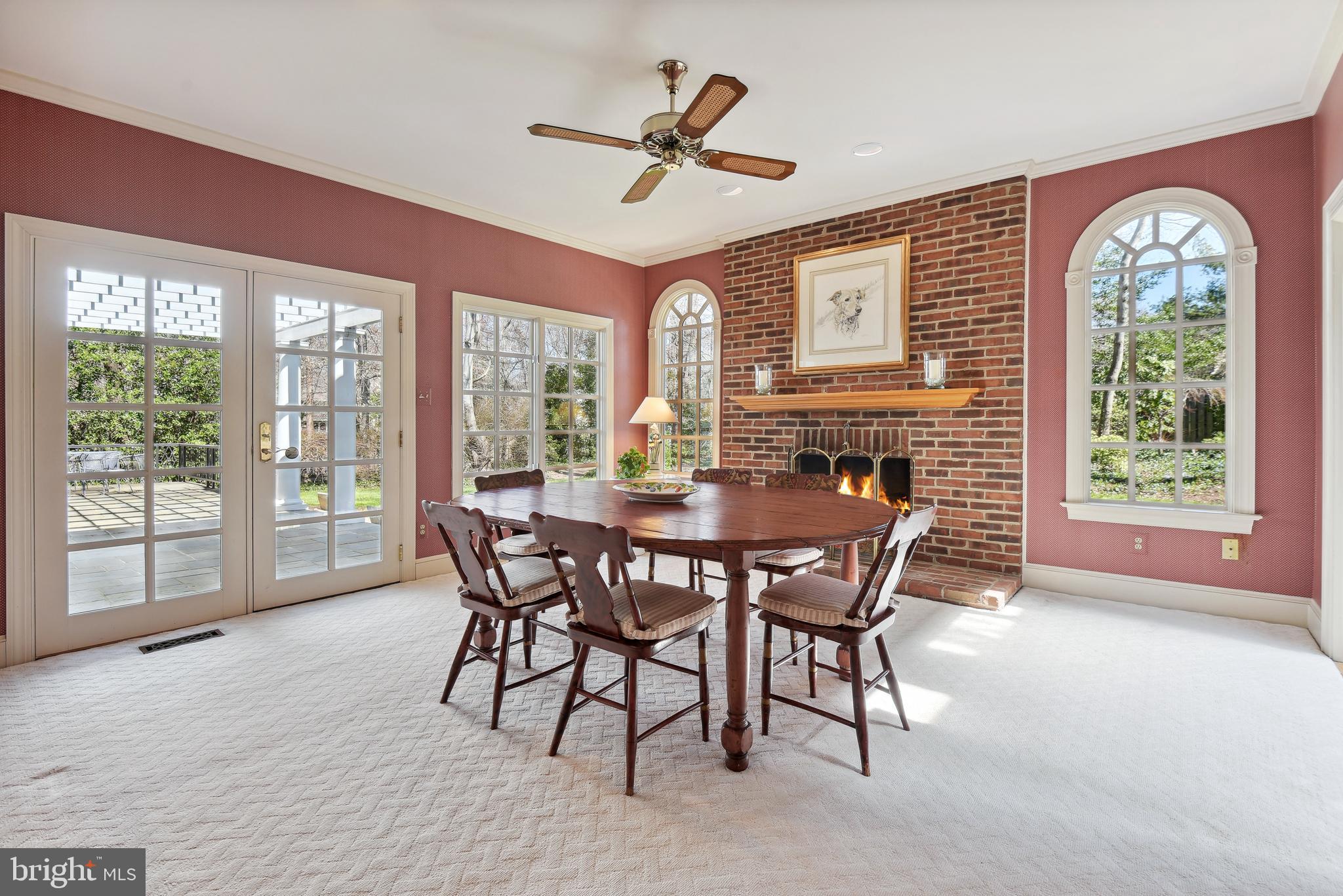 SUMMERWOOD - Residential