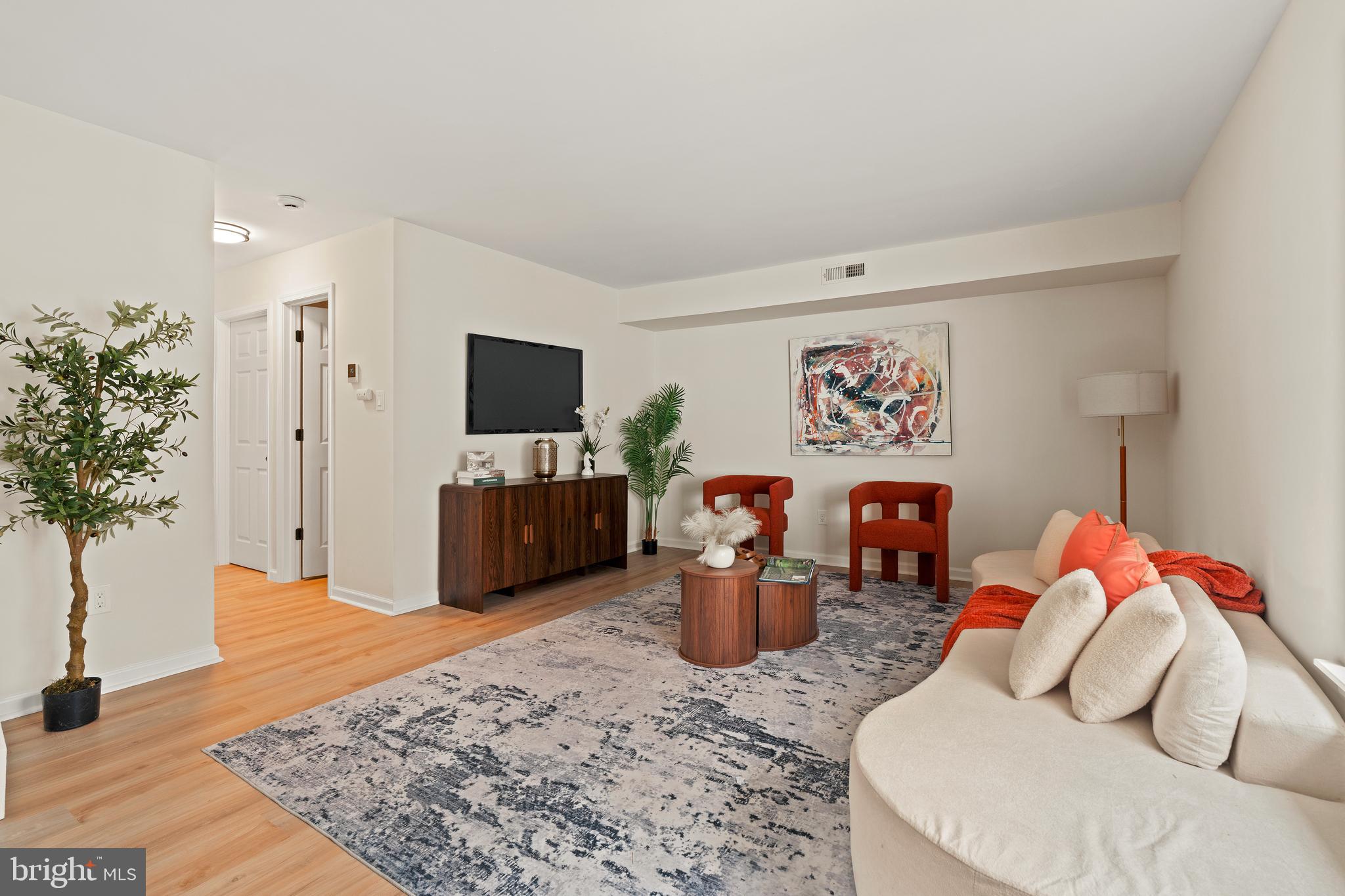 4445 ERNIE DAVIS CIRCLE