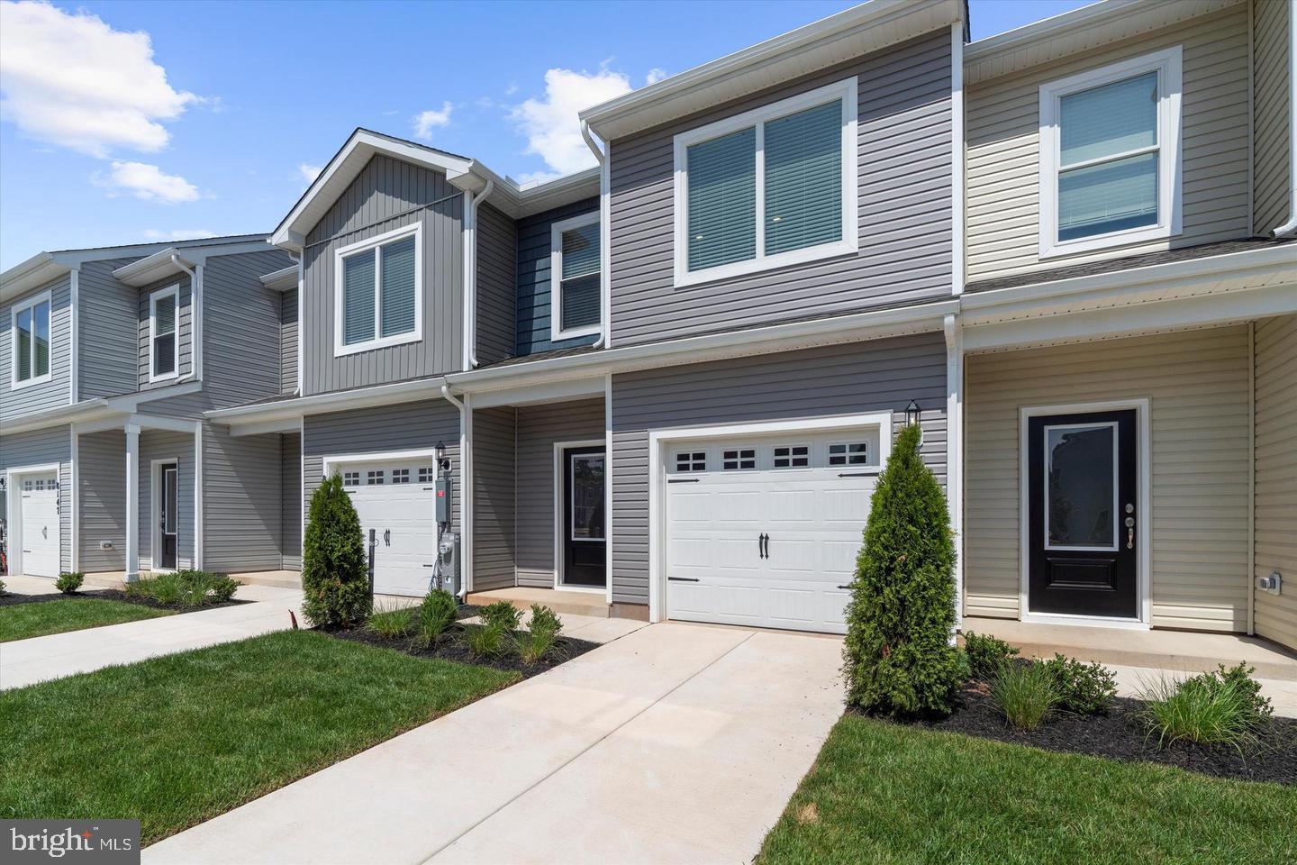 8133 BARTHOLOMEW COURT