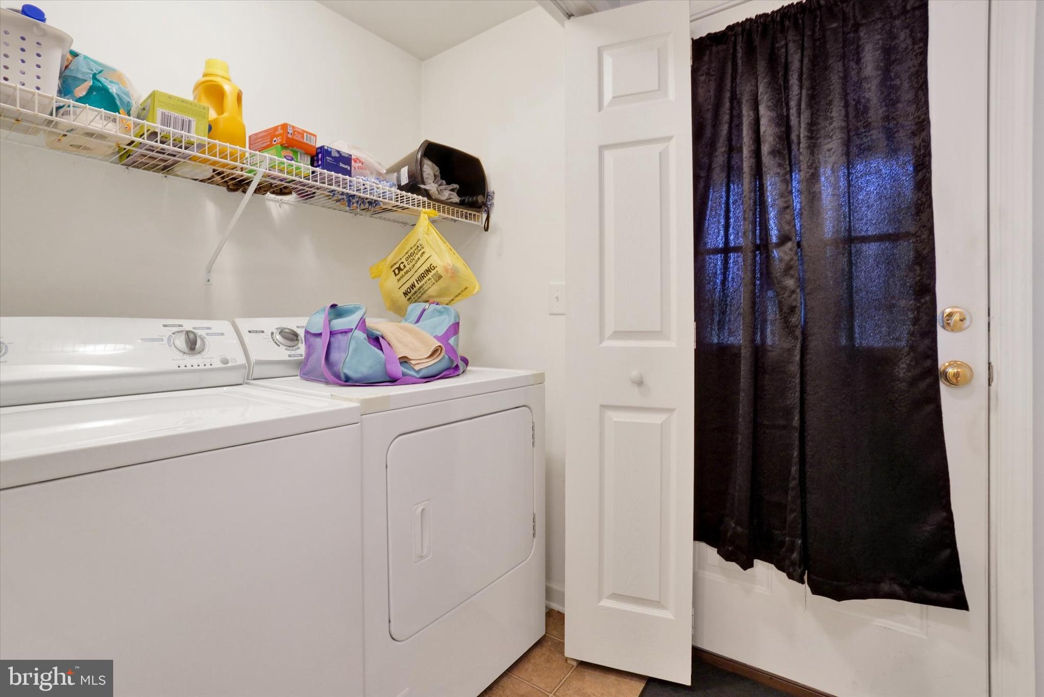 HUNT CLUB CONDOS - Residential