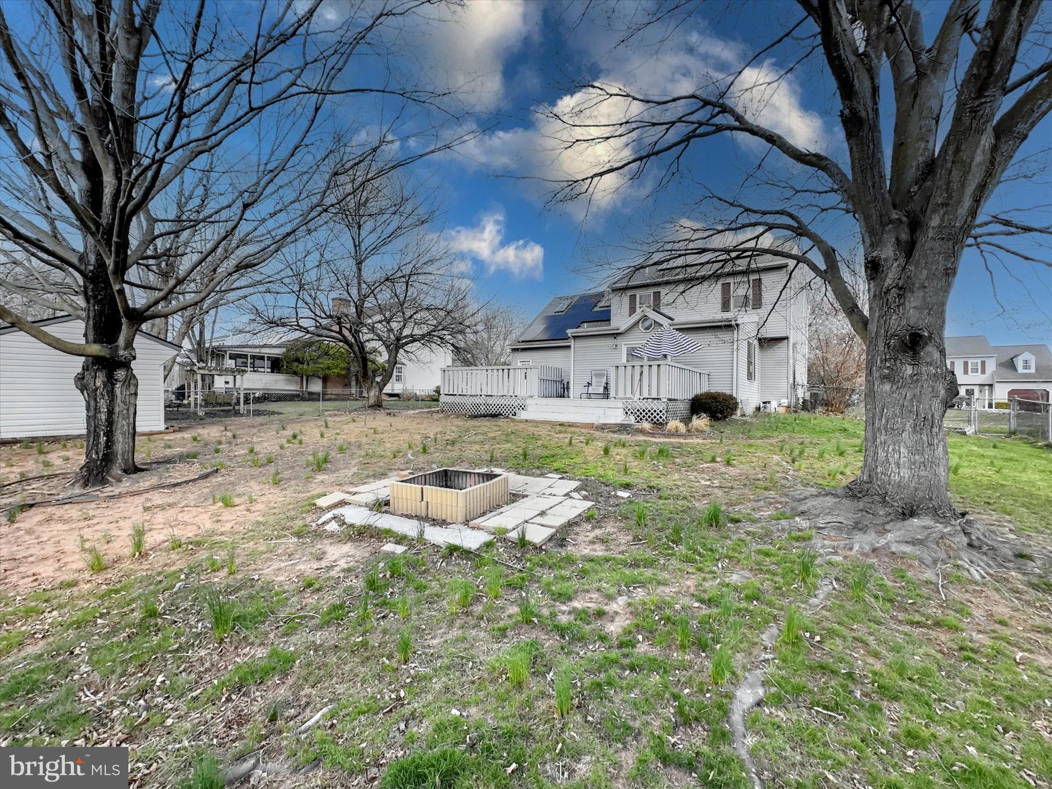 LEXINGTON MEADOWS - Residential