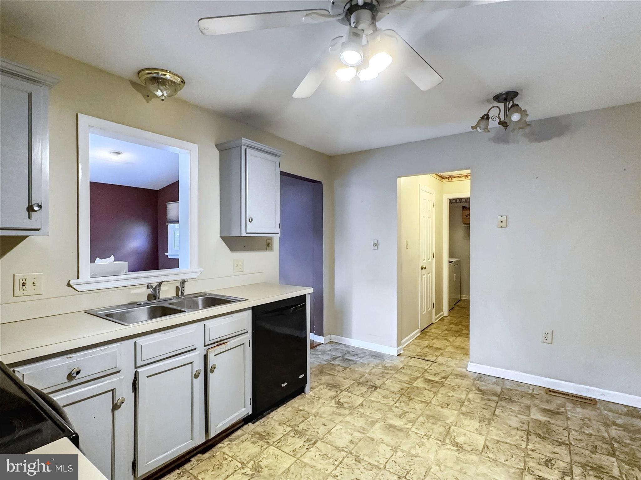 LEXINGTON MEADOWS - Residential