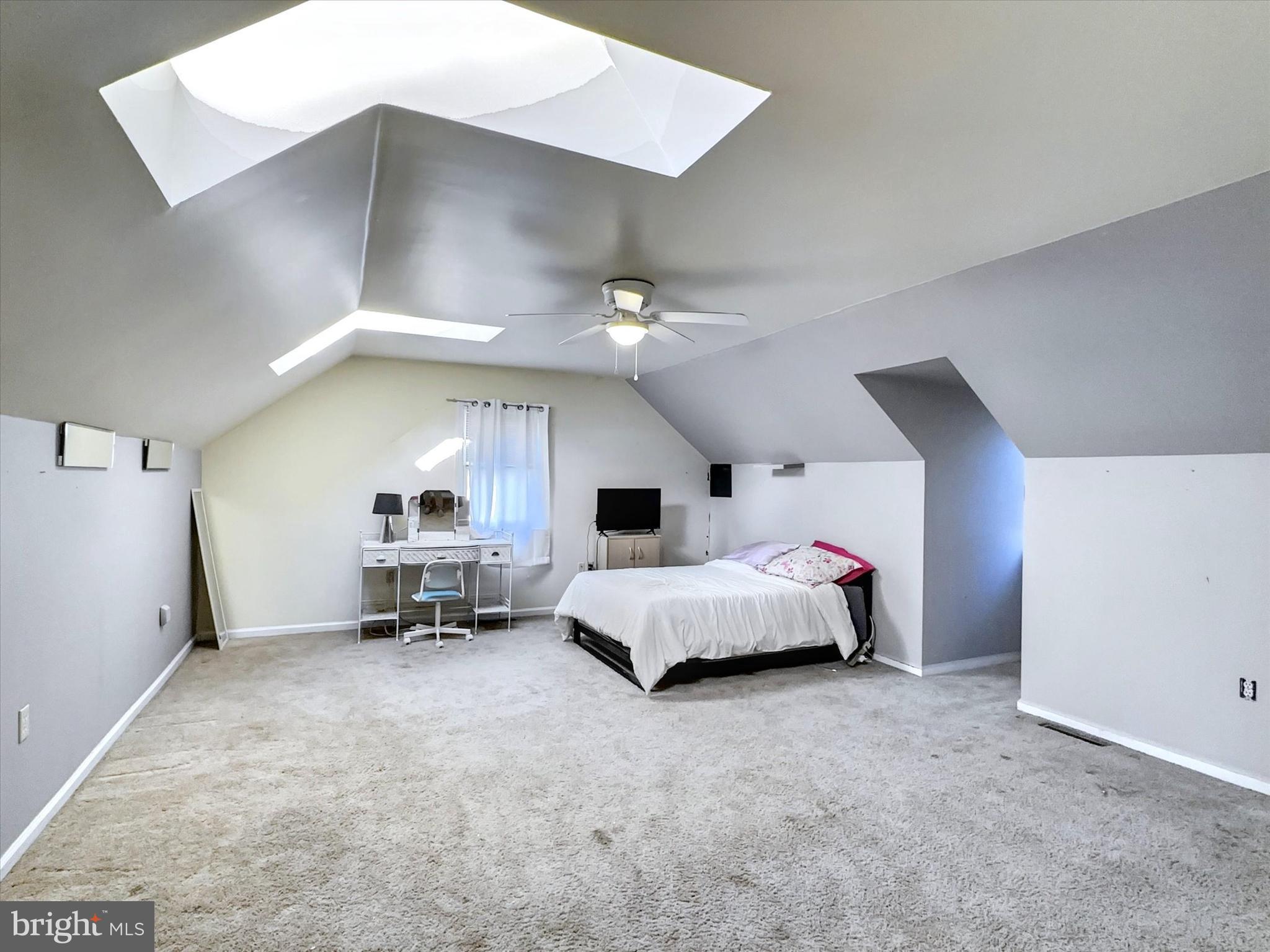 LEXINGTON MEADOWS - Residential