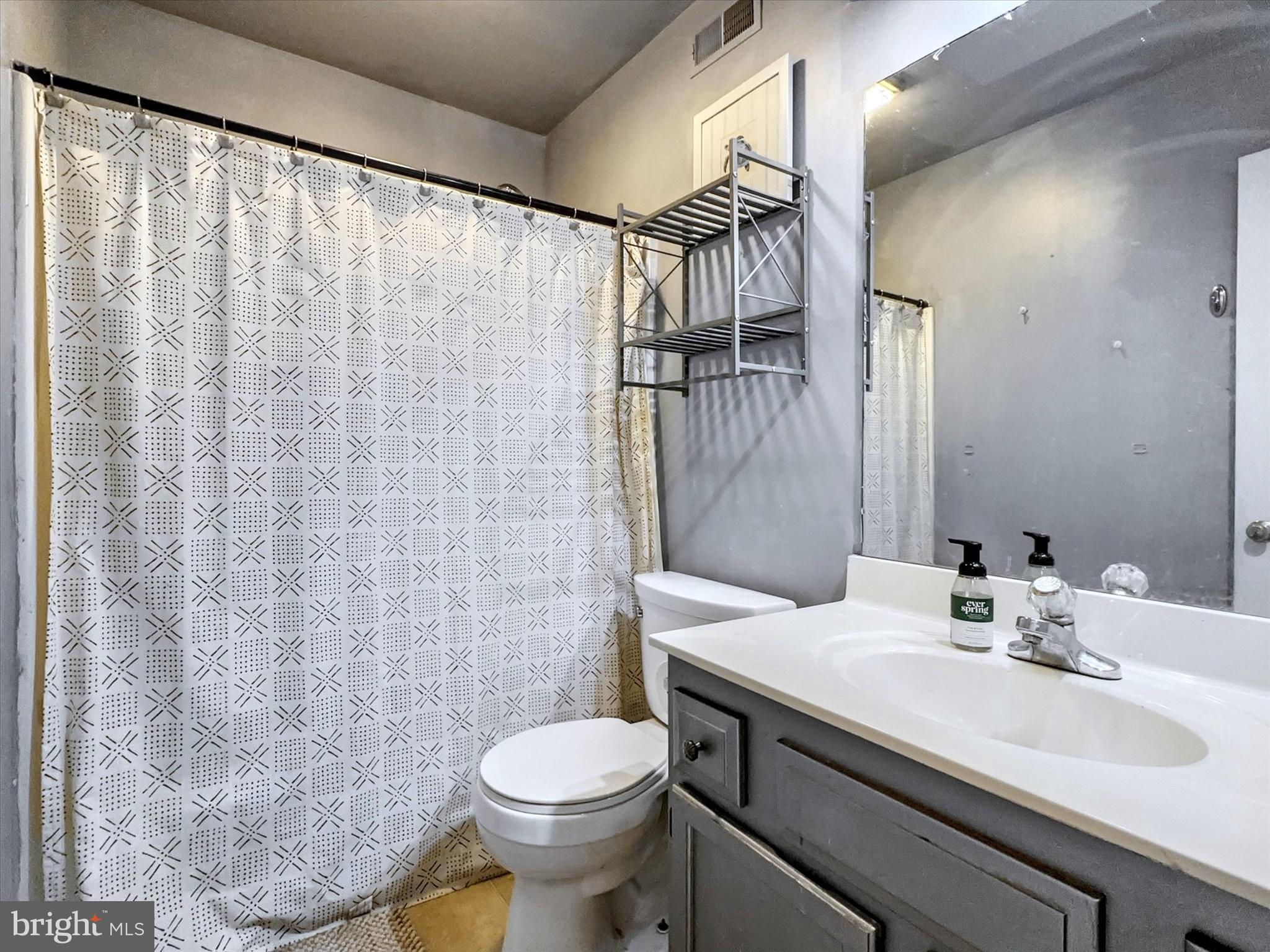 LEXINGTON MEADOWS - Residential