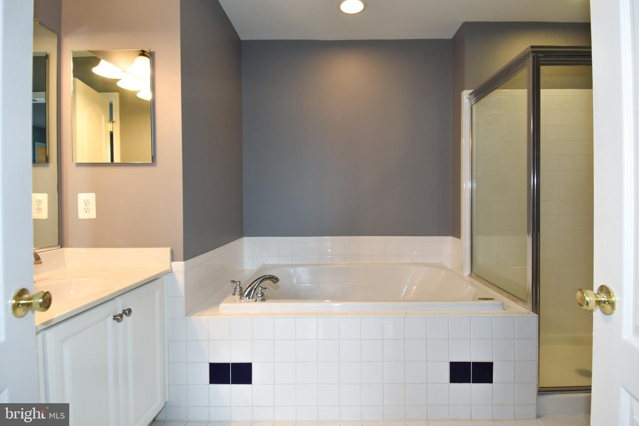 GERMANTOWN STATION - Residential Lease