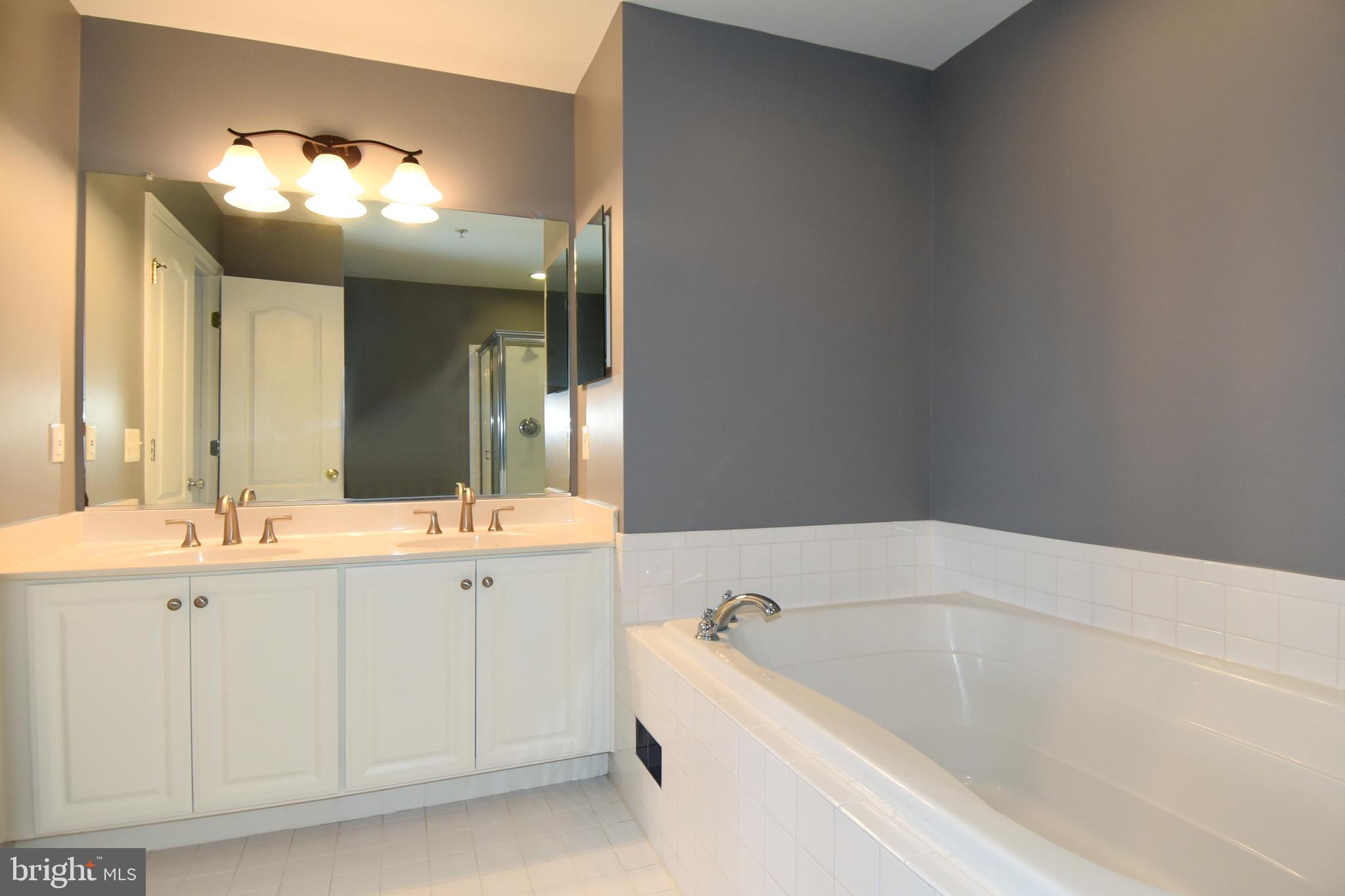 GERMANTOWN STATION - Residential Lease